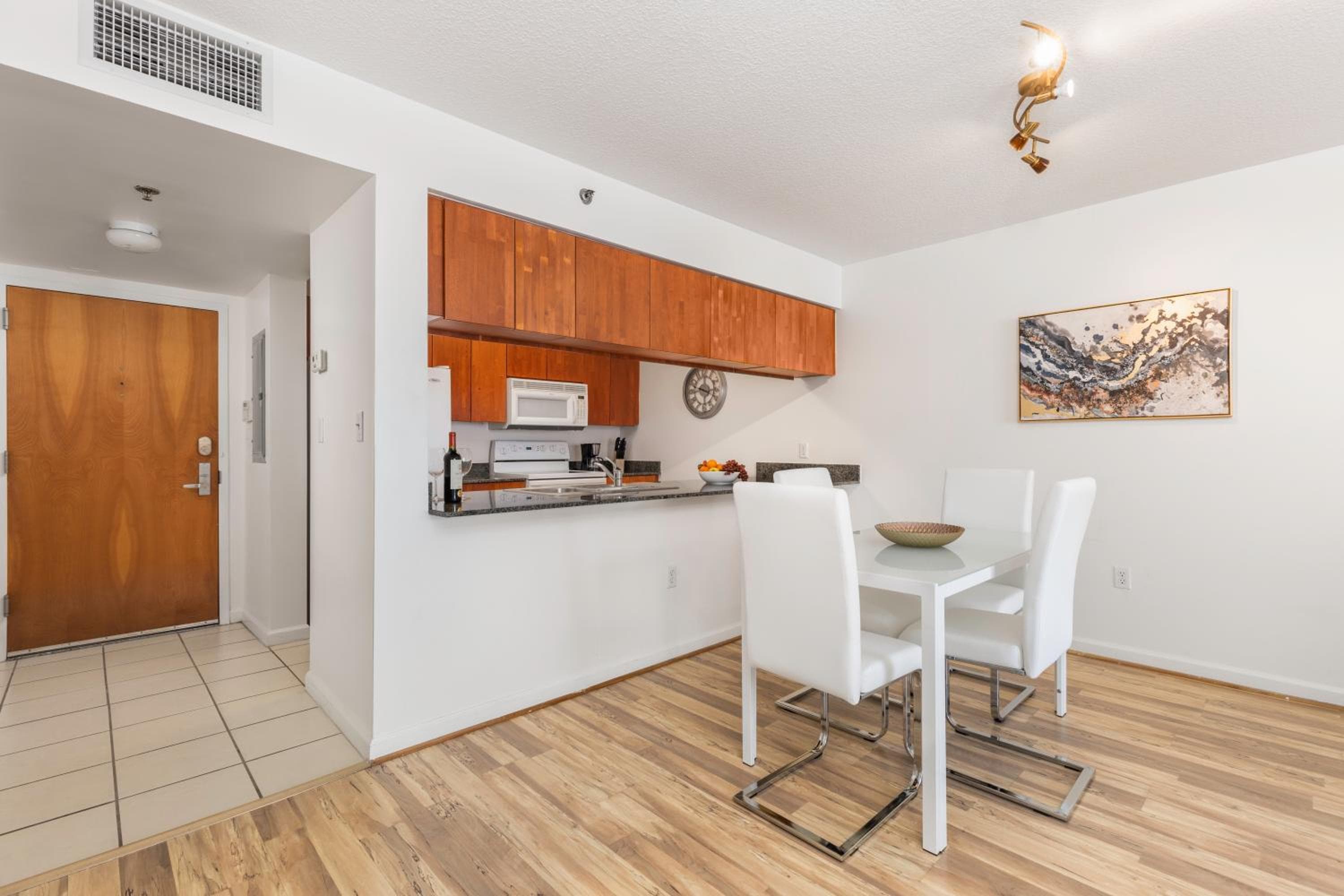 Elegante apartamento en Brickell — 4