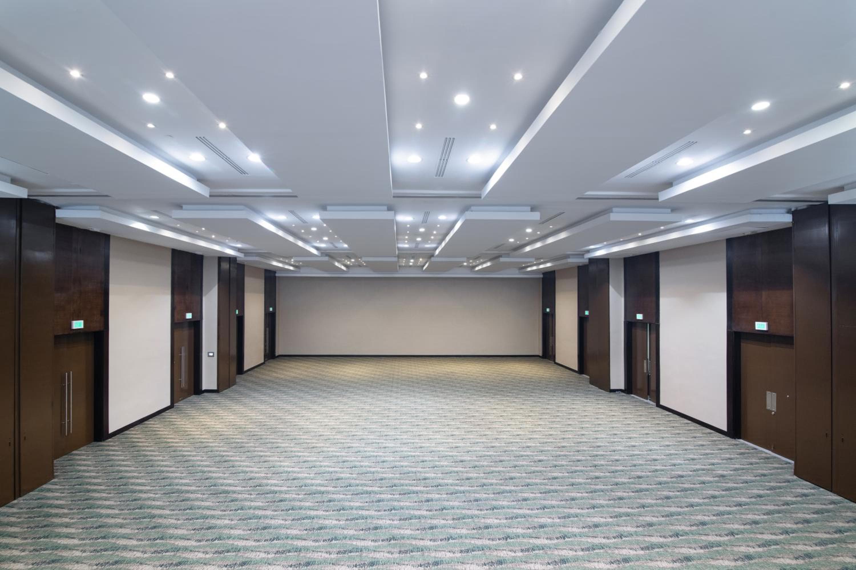 Embassy Suites by Hilton Santo Domingo — 7