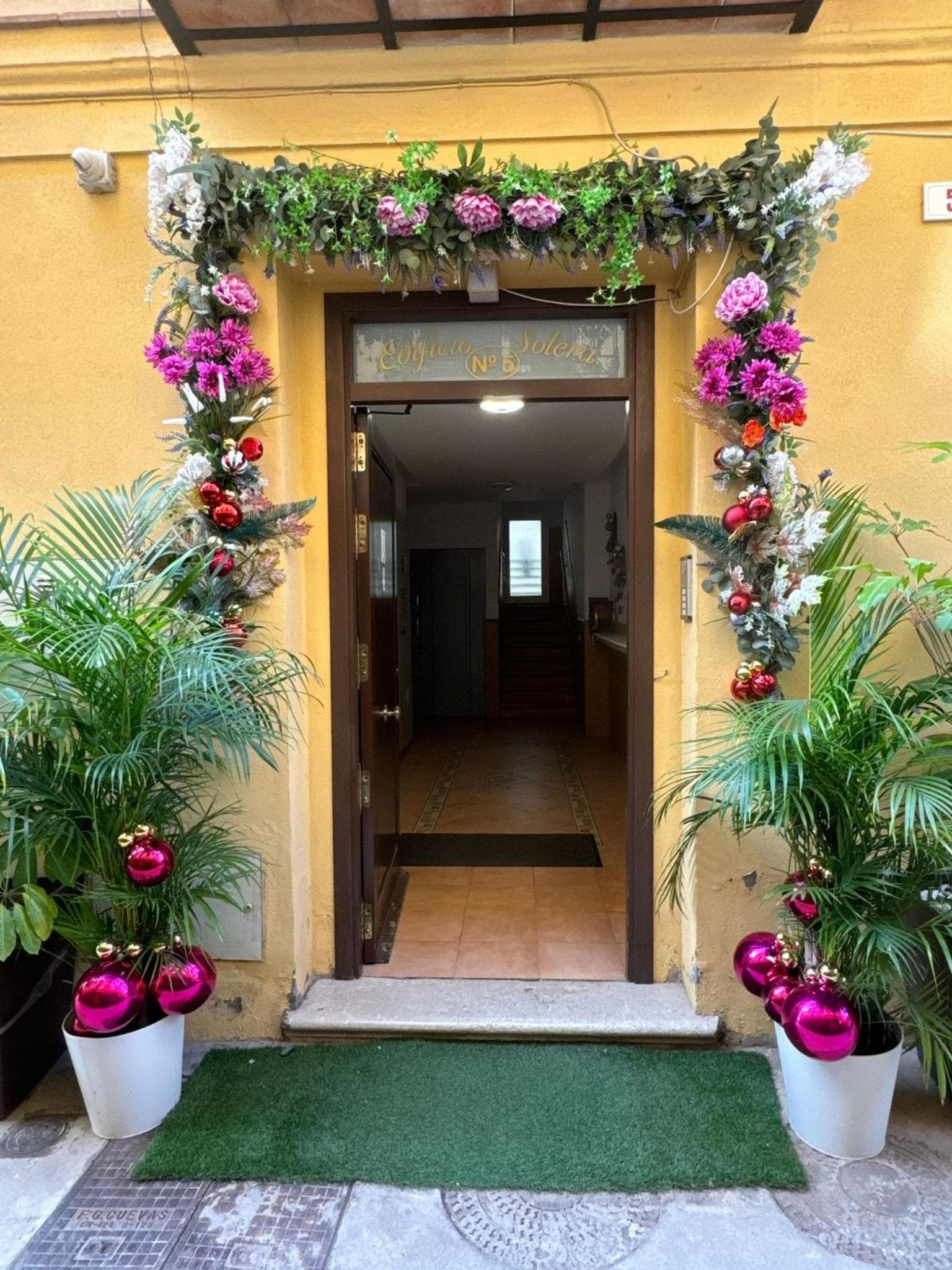 Plz de la Merced Apartments Solera by Life in Malaga — 2
