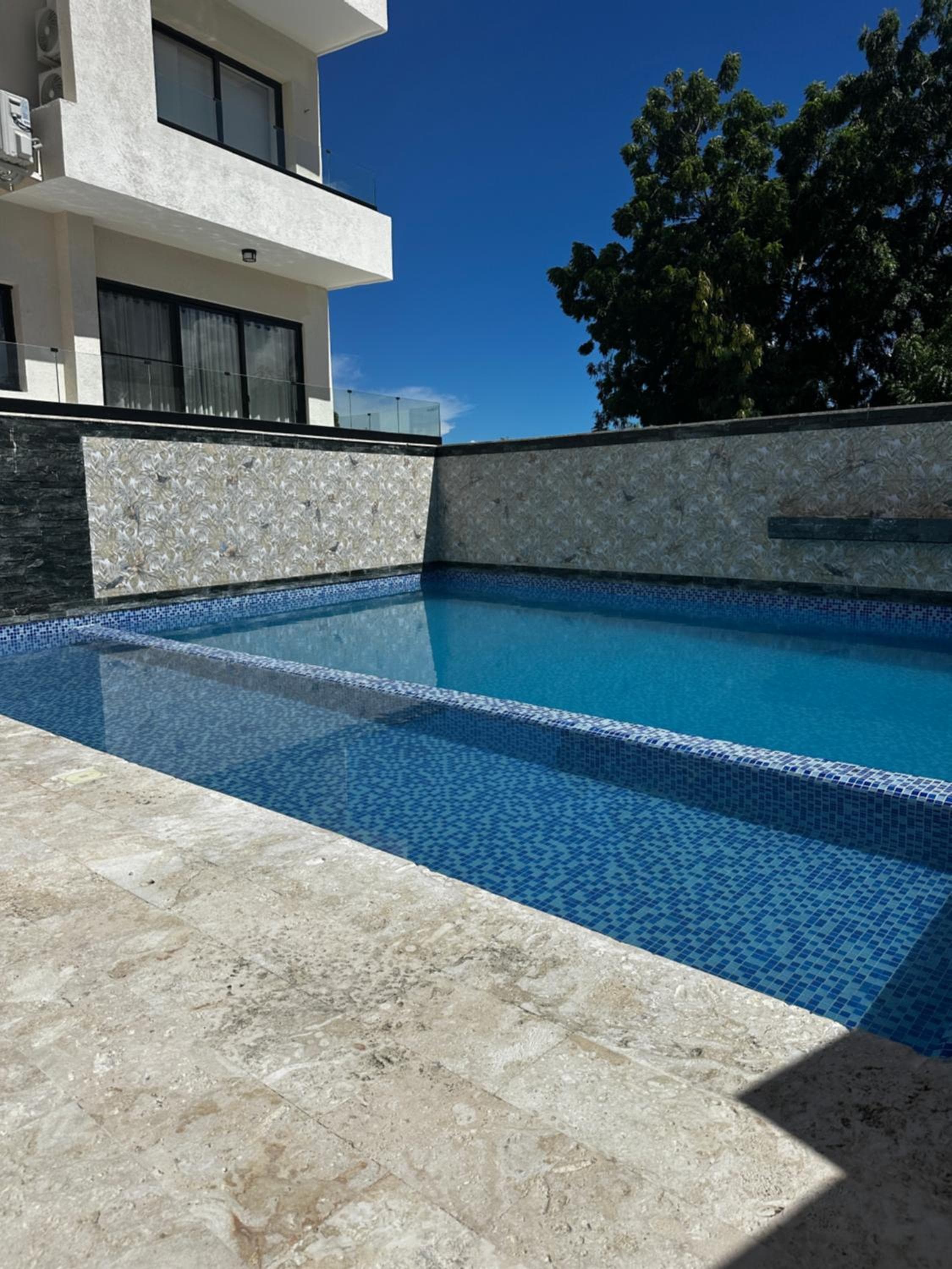 Gold Reef 101 - Exclusiv 2 BR mit Pool, Beach Shuttle und Tiefgarage — 4