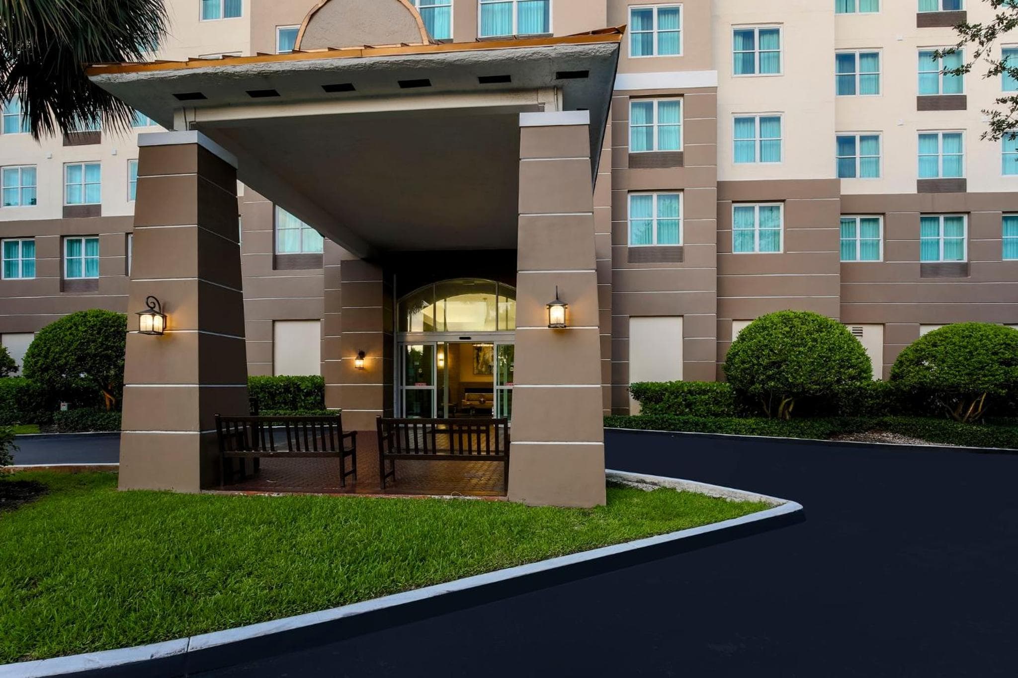 Staybridge Suites Miami Doral Area by IHG — 9