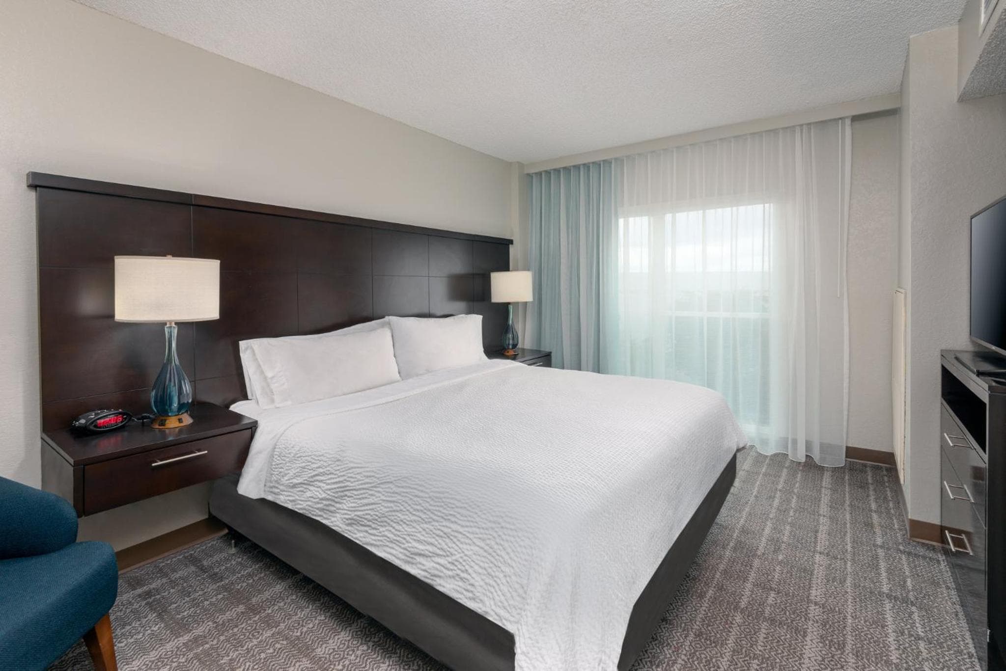 Staybridge Suites Miami Doral Area by IHG — 25