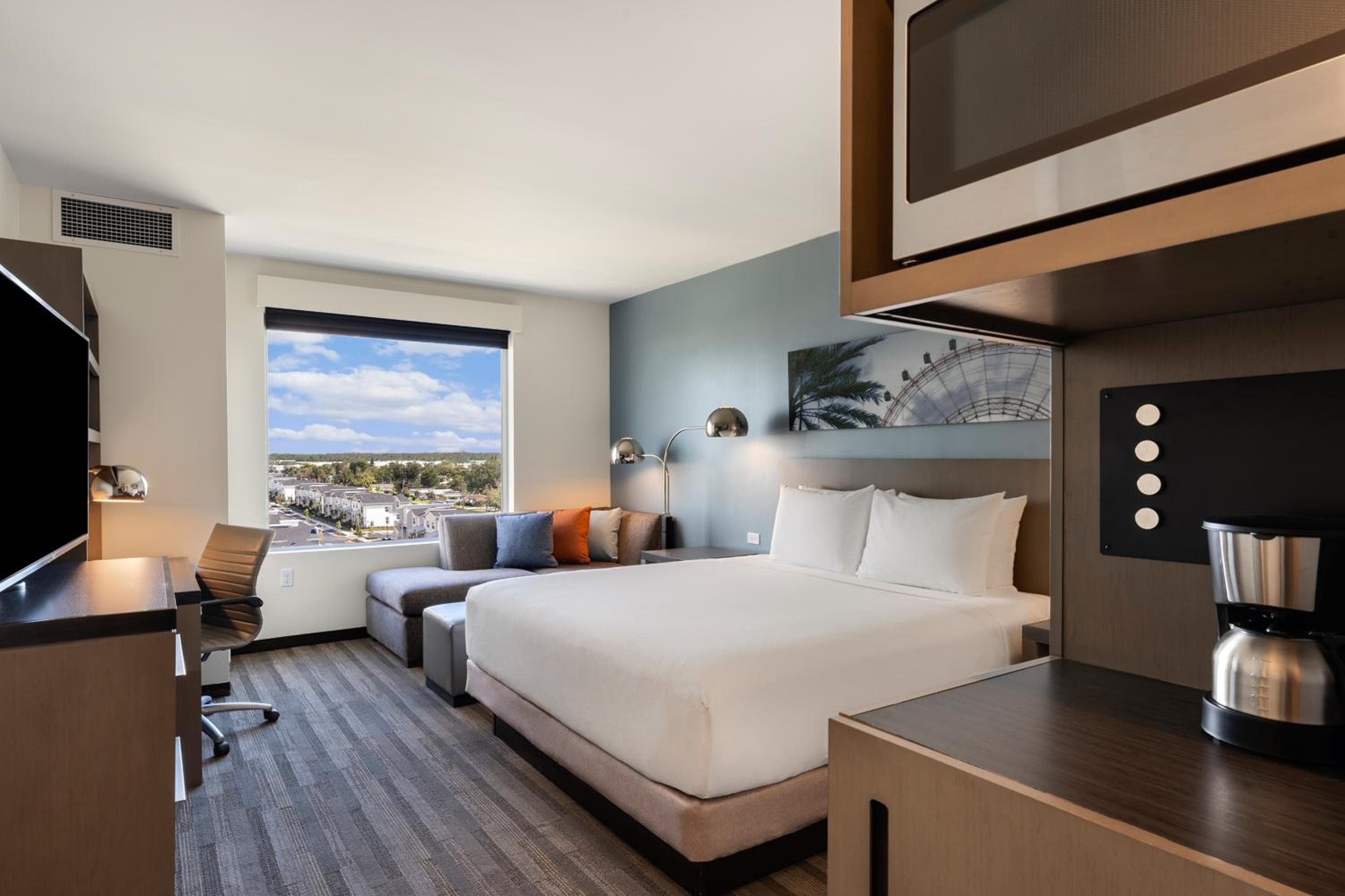 Hyatt House Orlando International Drive — 24