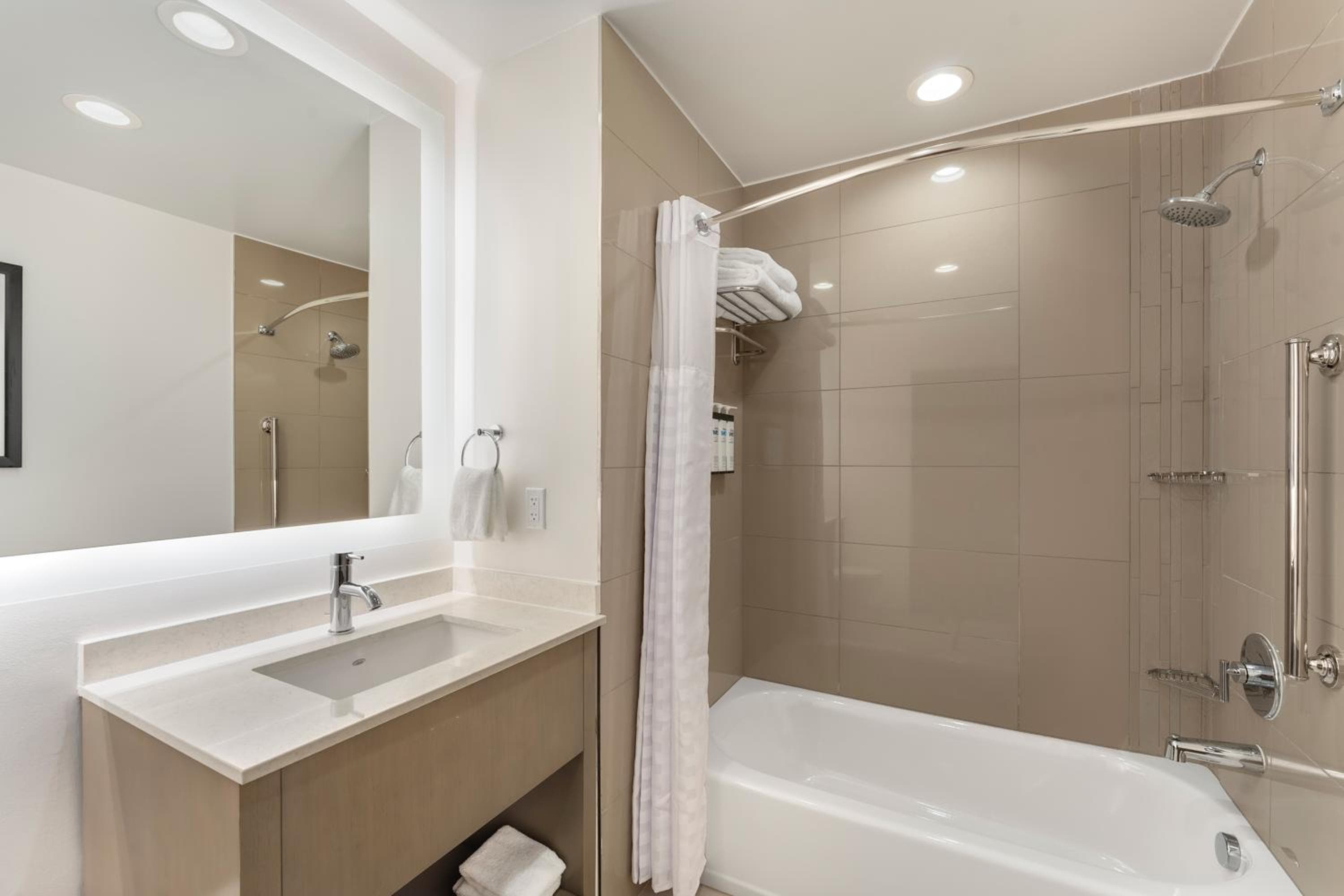 Hyatt House Orlando International Drive — 19