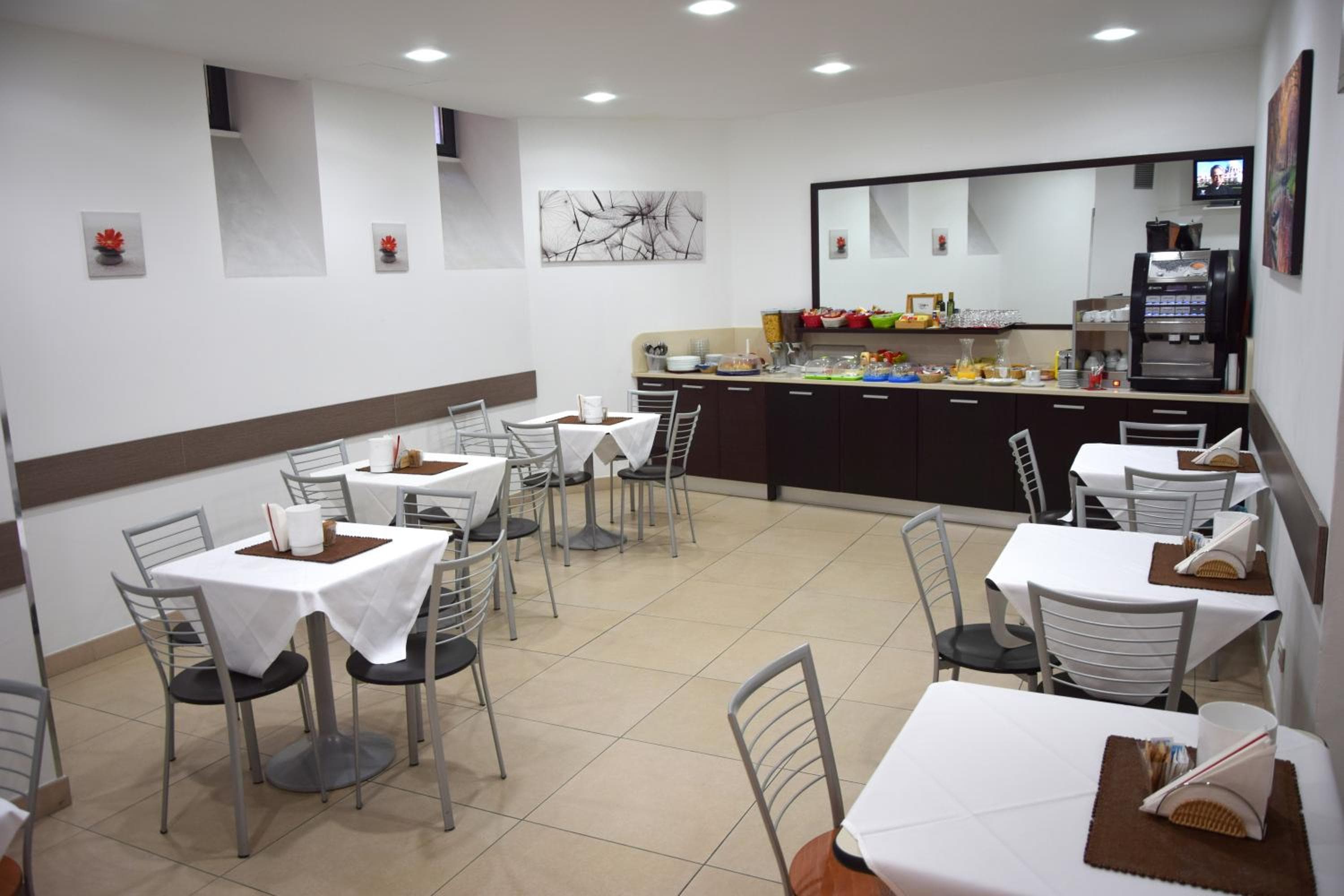 Hotel Losanna — 26