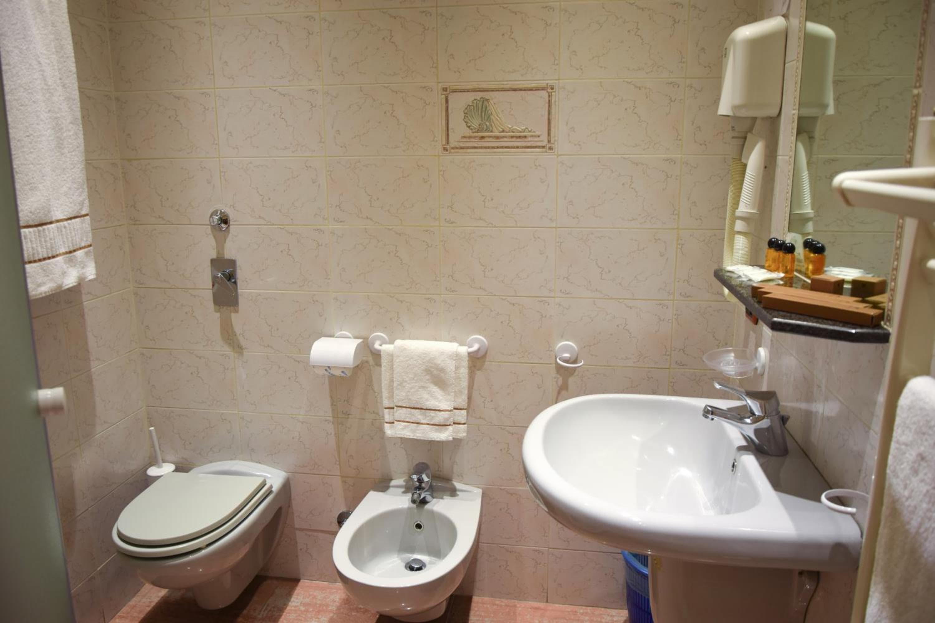 Hotel Losanna — 19