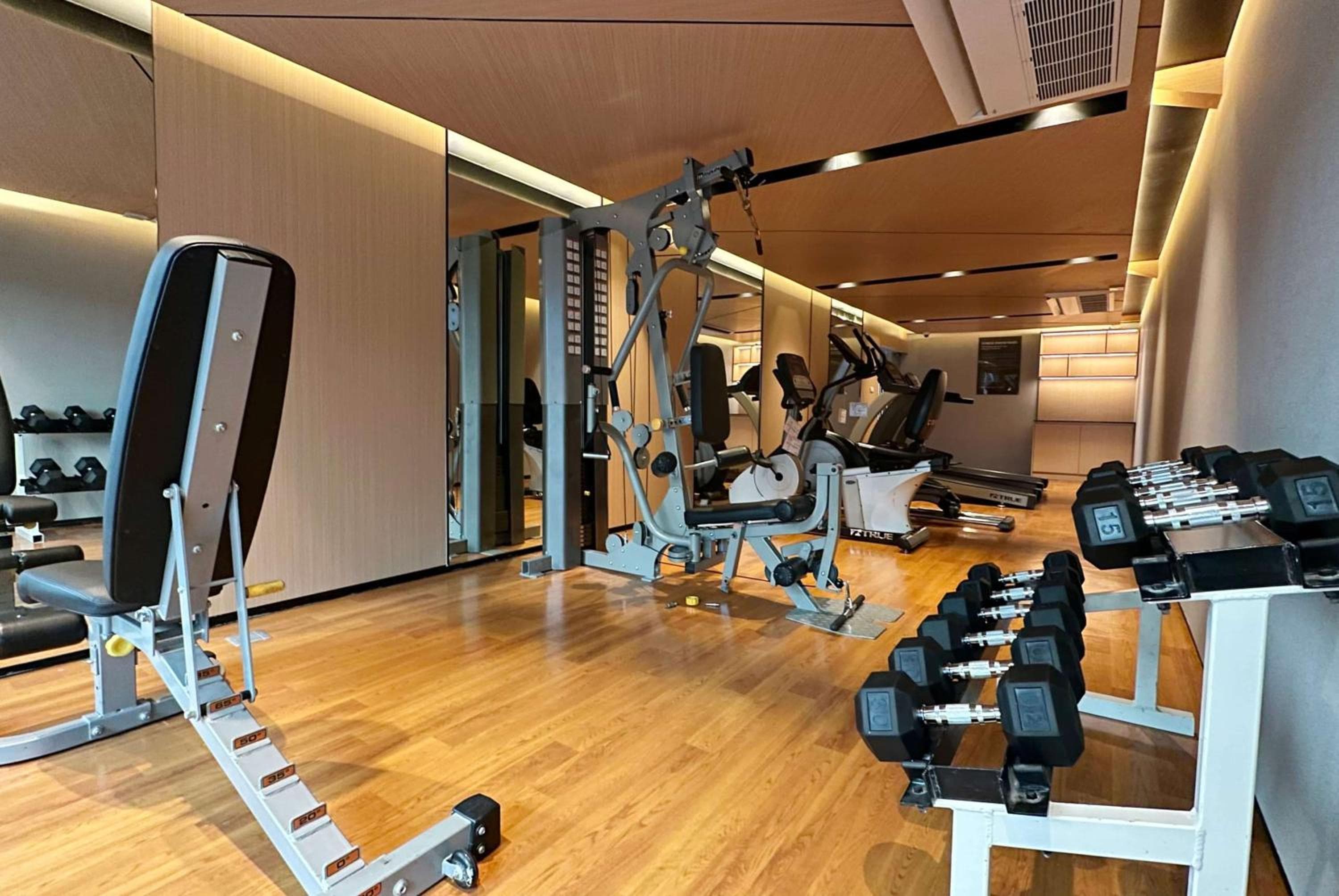 Ramada Graand Swiss Sukhumvit 11 — 16