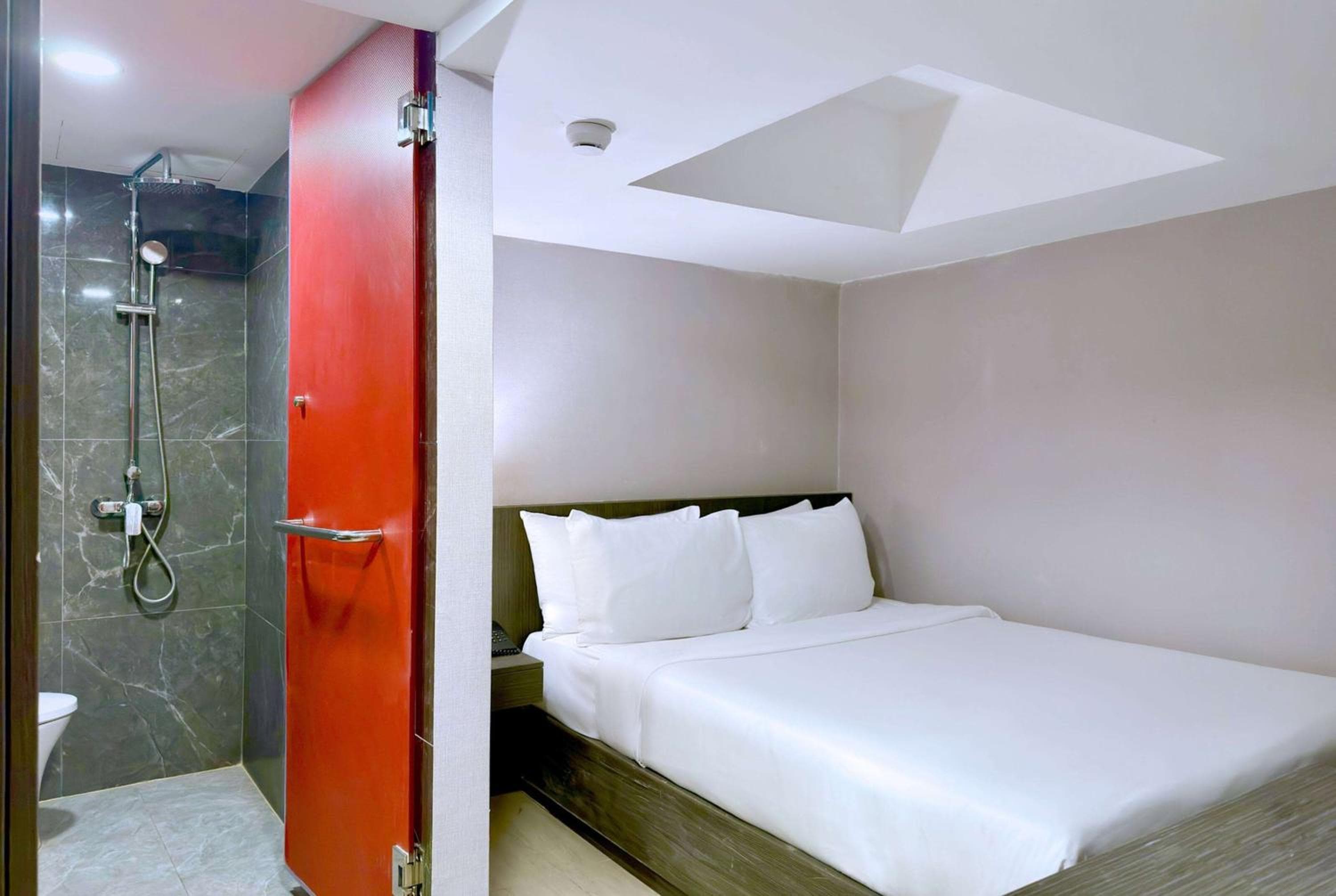 Ramada Graand Swiss Sukhumvit 11 — 5