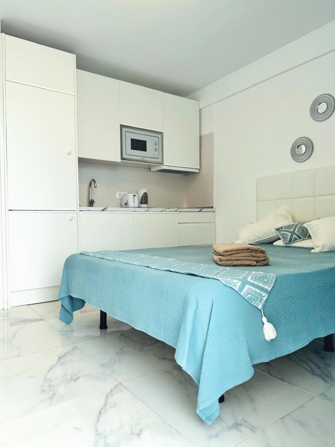 Sunny Oceanview studio apartment Ponderosa in Costa Adeje — 2