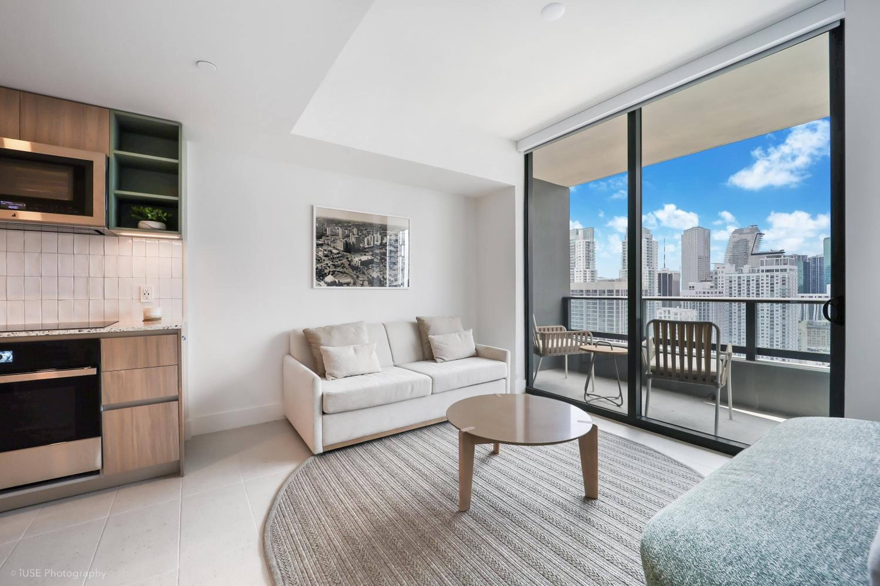New unit 28th Floor with Unbeatable Bayside Views — 22