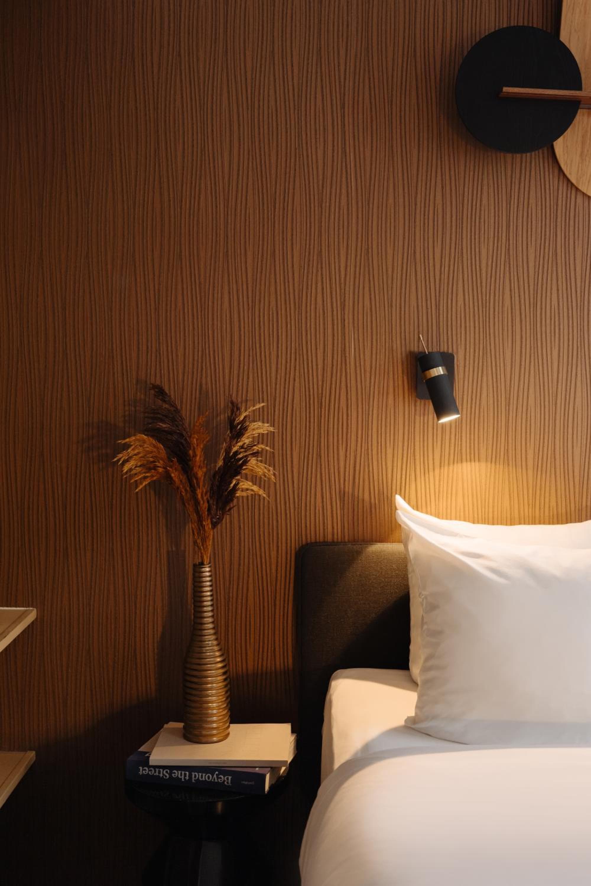 Hotel V Frederiksplein — 8