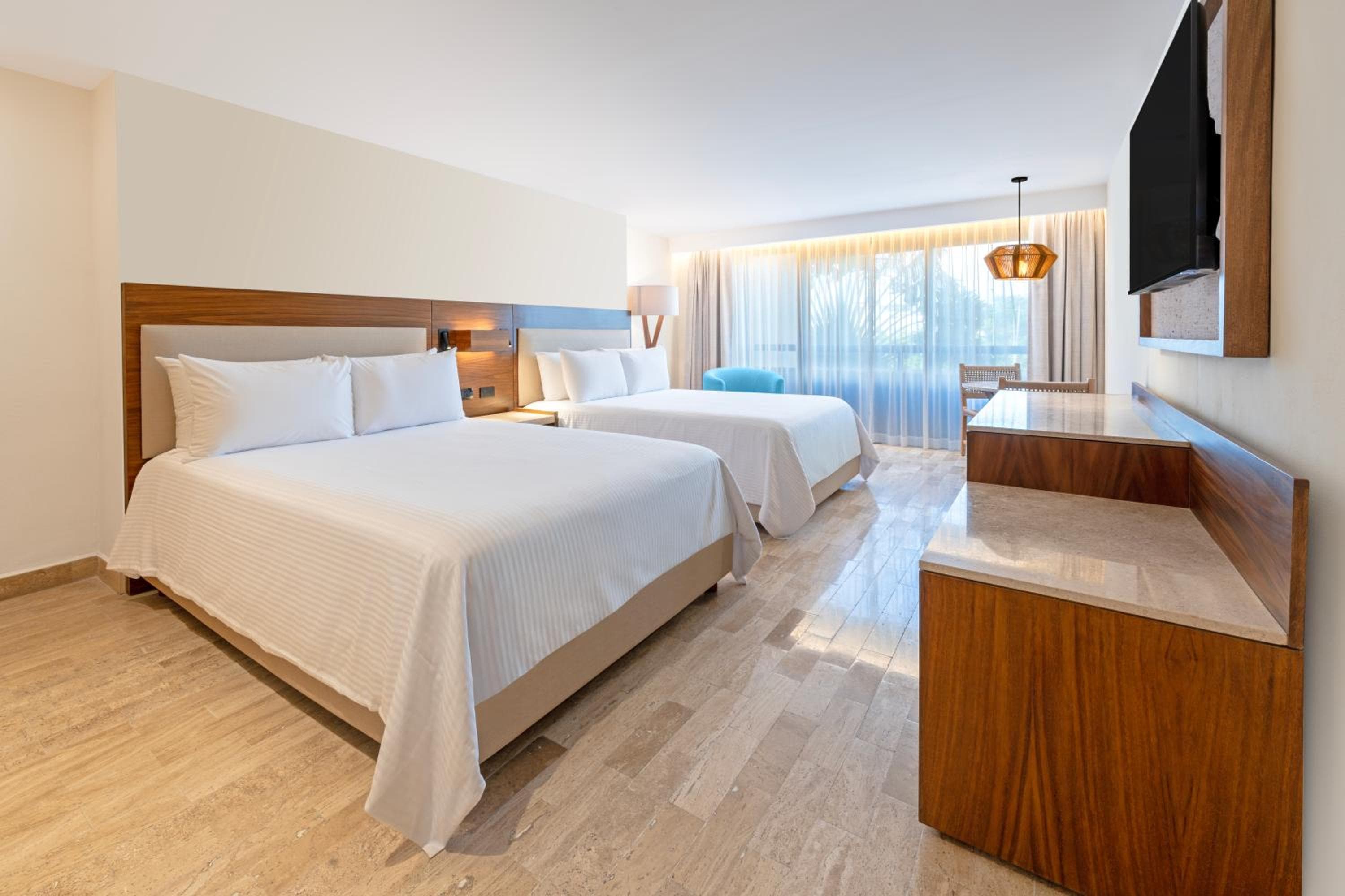 Oh! Cancun - The Urban Oasis & Beach Club — 22