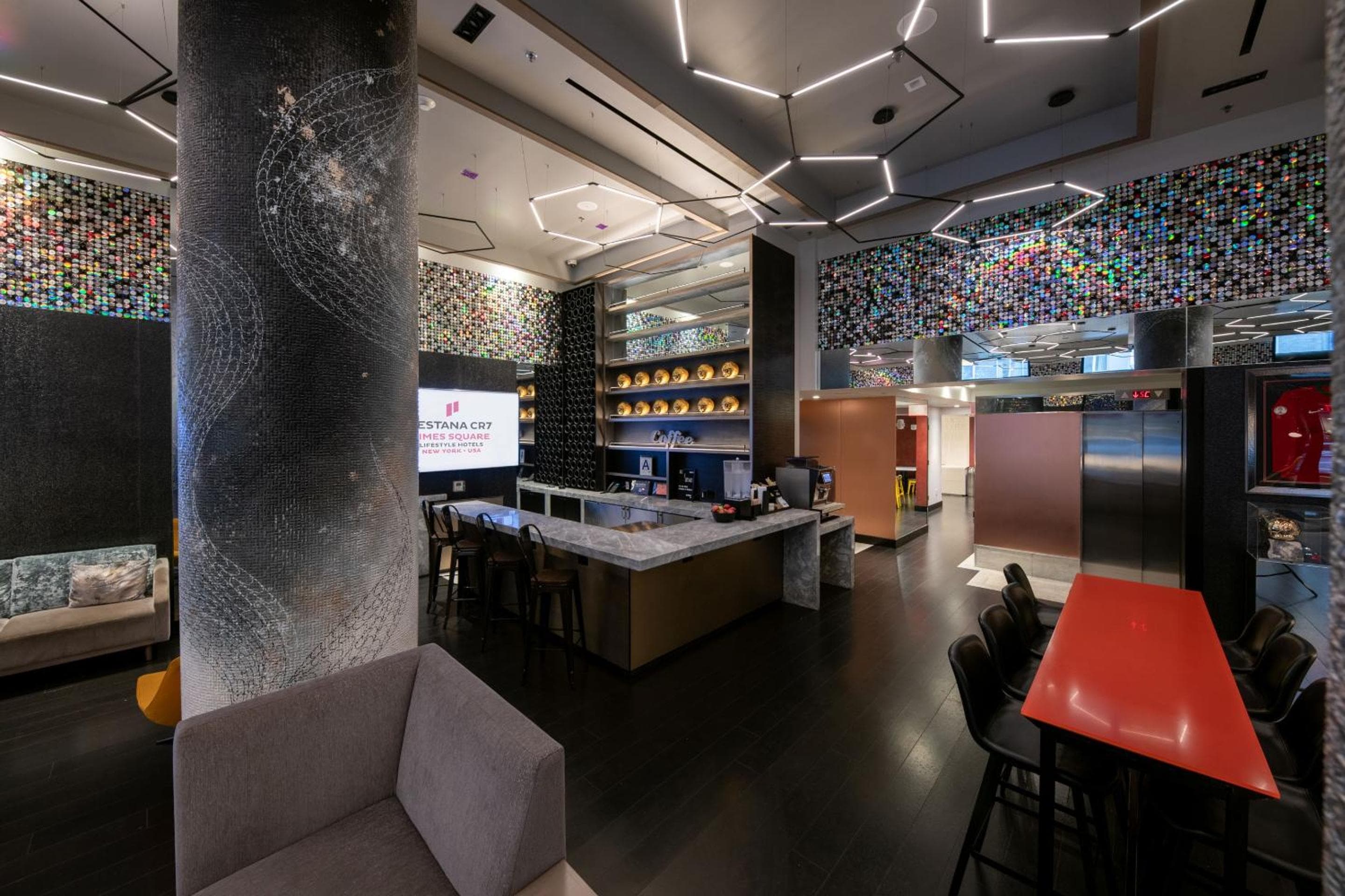 Pestana CR7 Times Square — 12