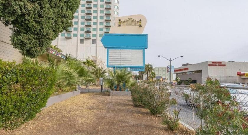OYO Gateway Motel Las Vegas North Strip/Fremont St. Area — 5
