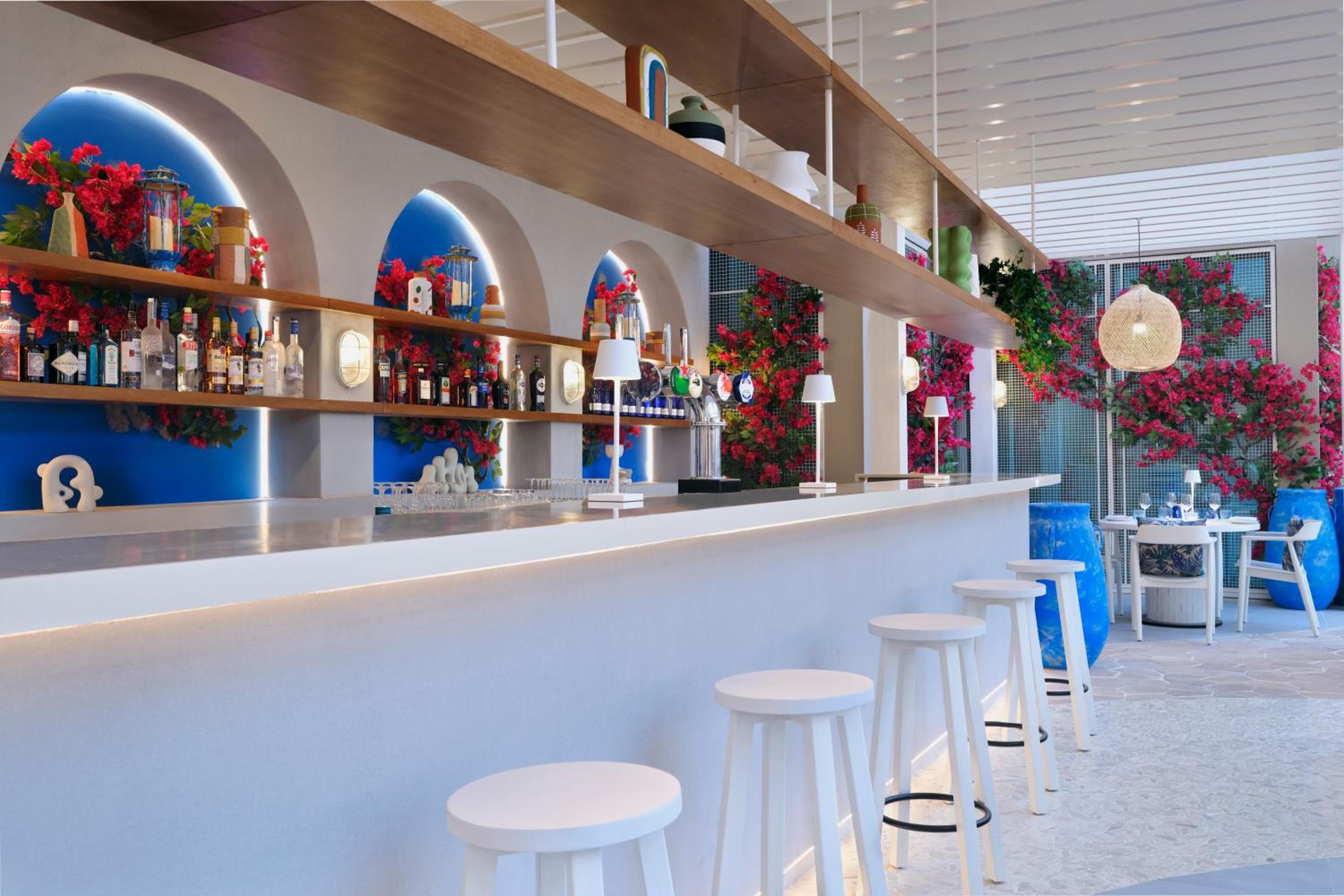 JA Ocean View Hotel, Jumeirah Beach Dubai — 26