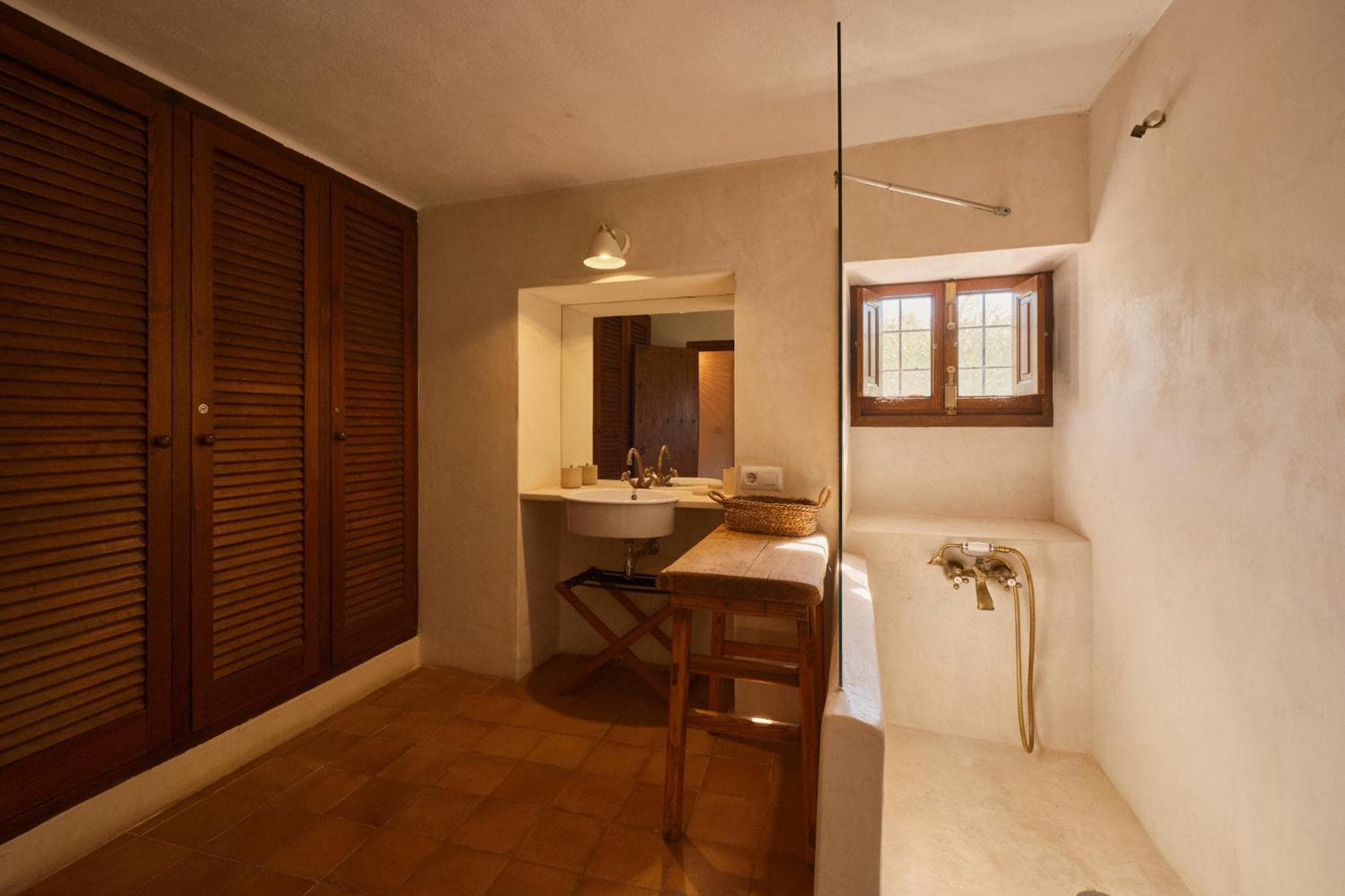 The Guardian House — 5