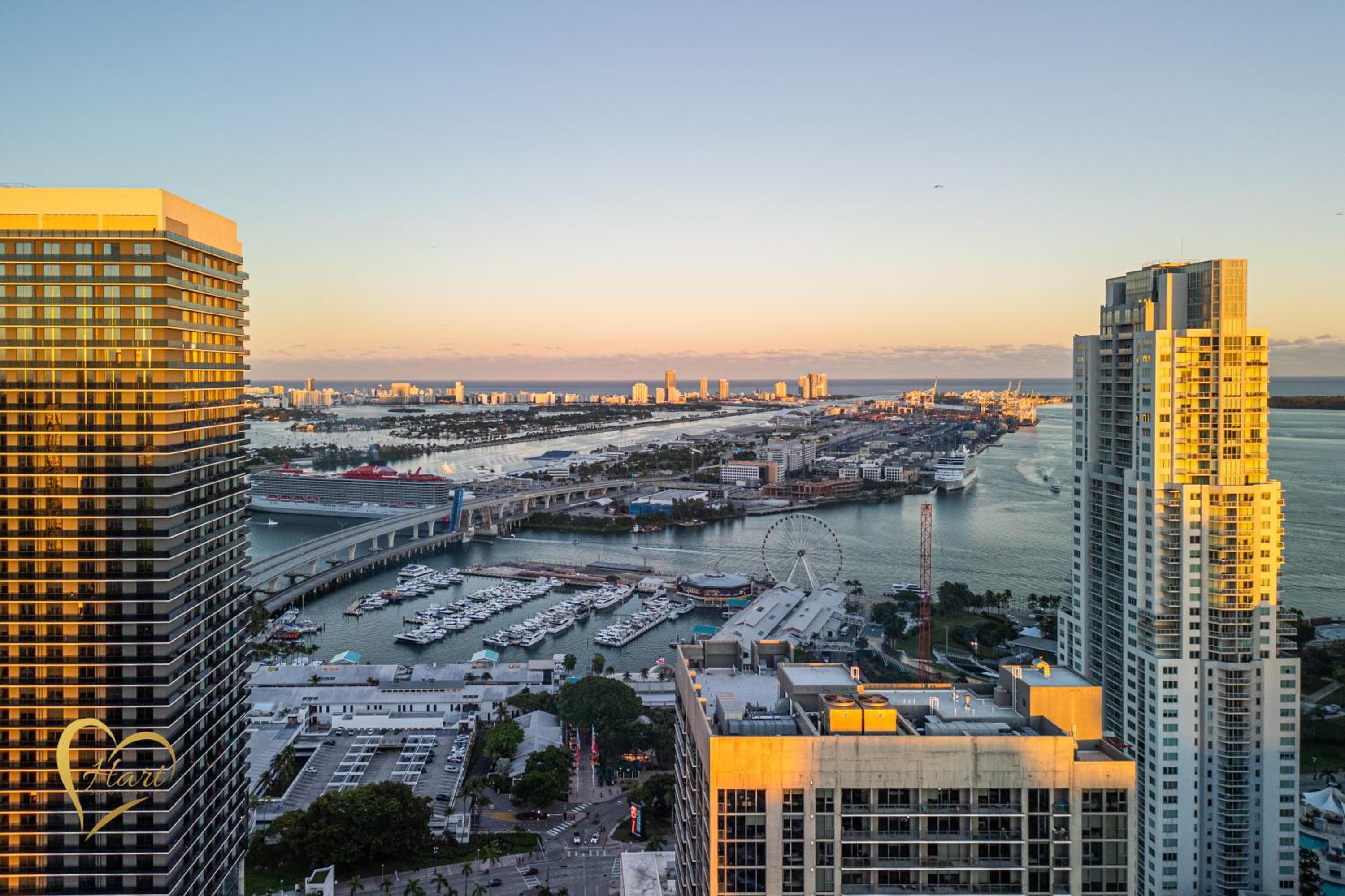 Lumiére Penthouse — 25