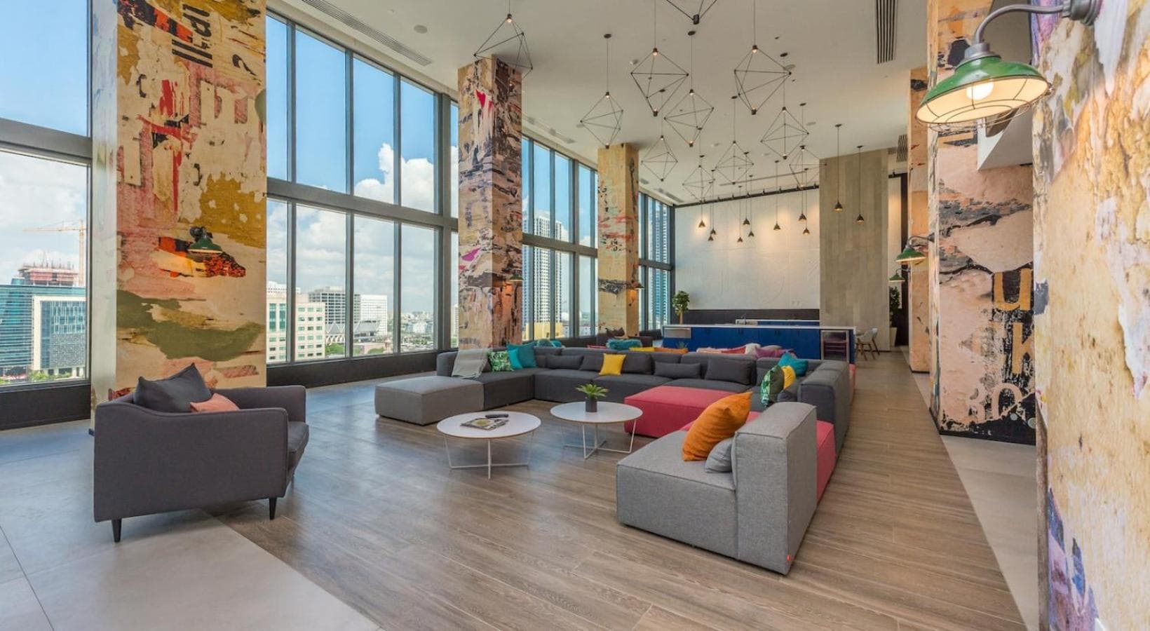 Lumiére Penthouse — 12