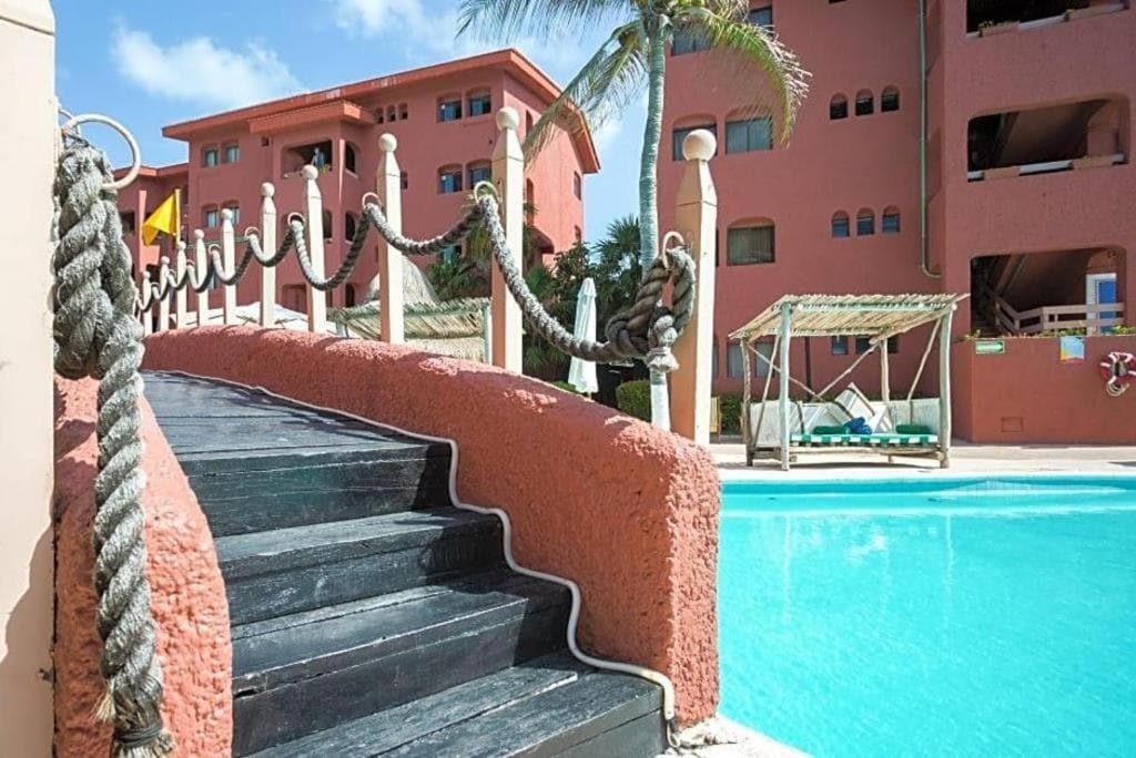 Selina Cancun Laguna Zona Hotelera — 10