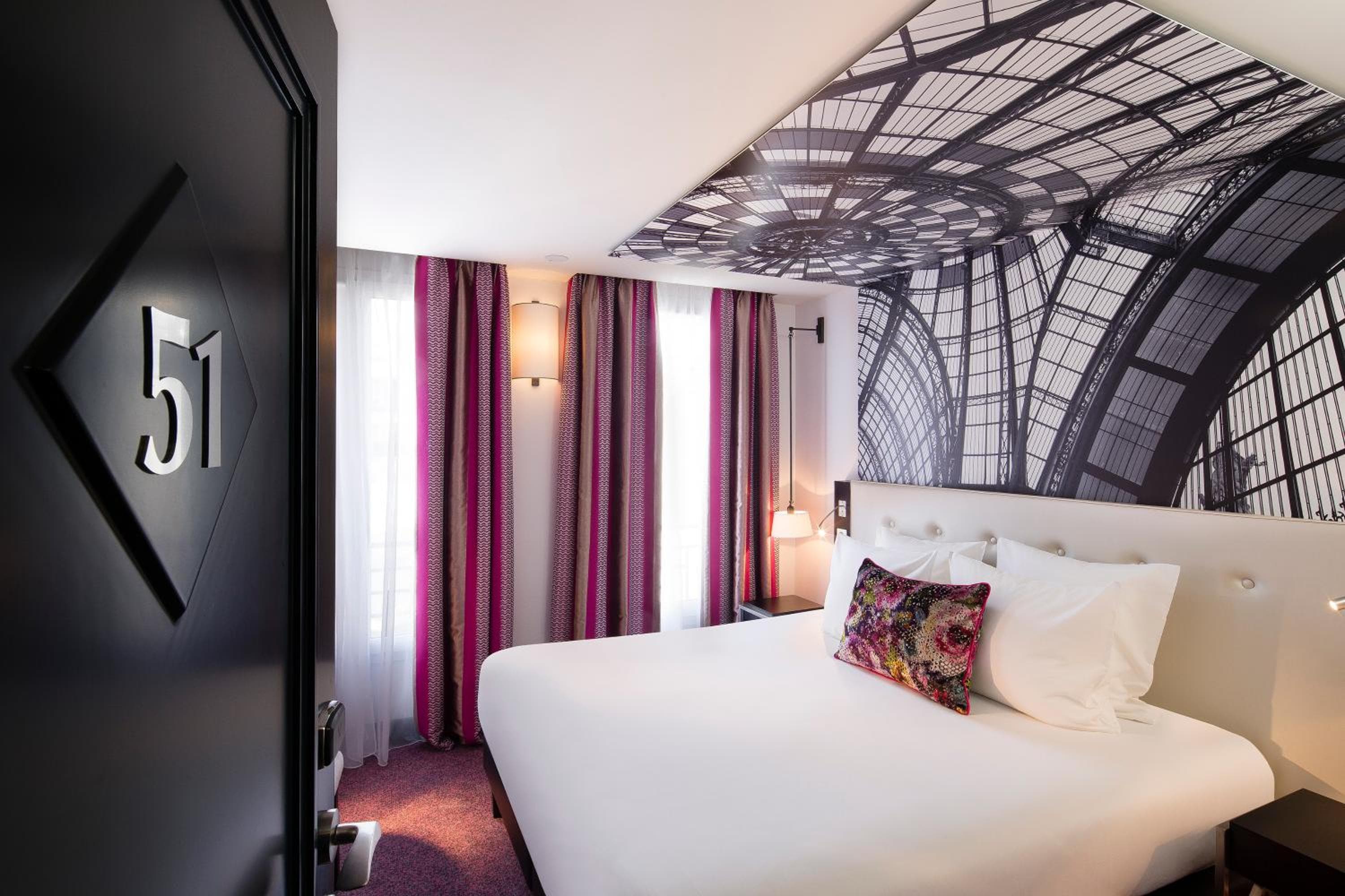 Hôtel Gustave — 5