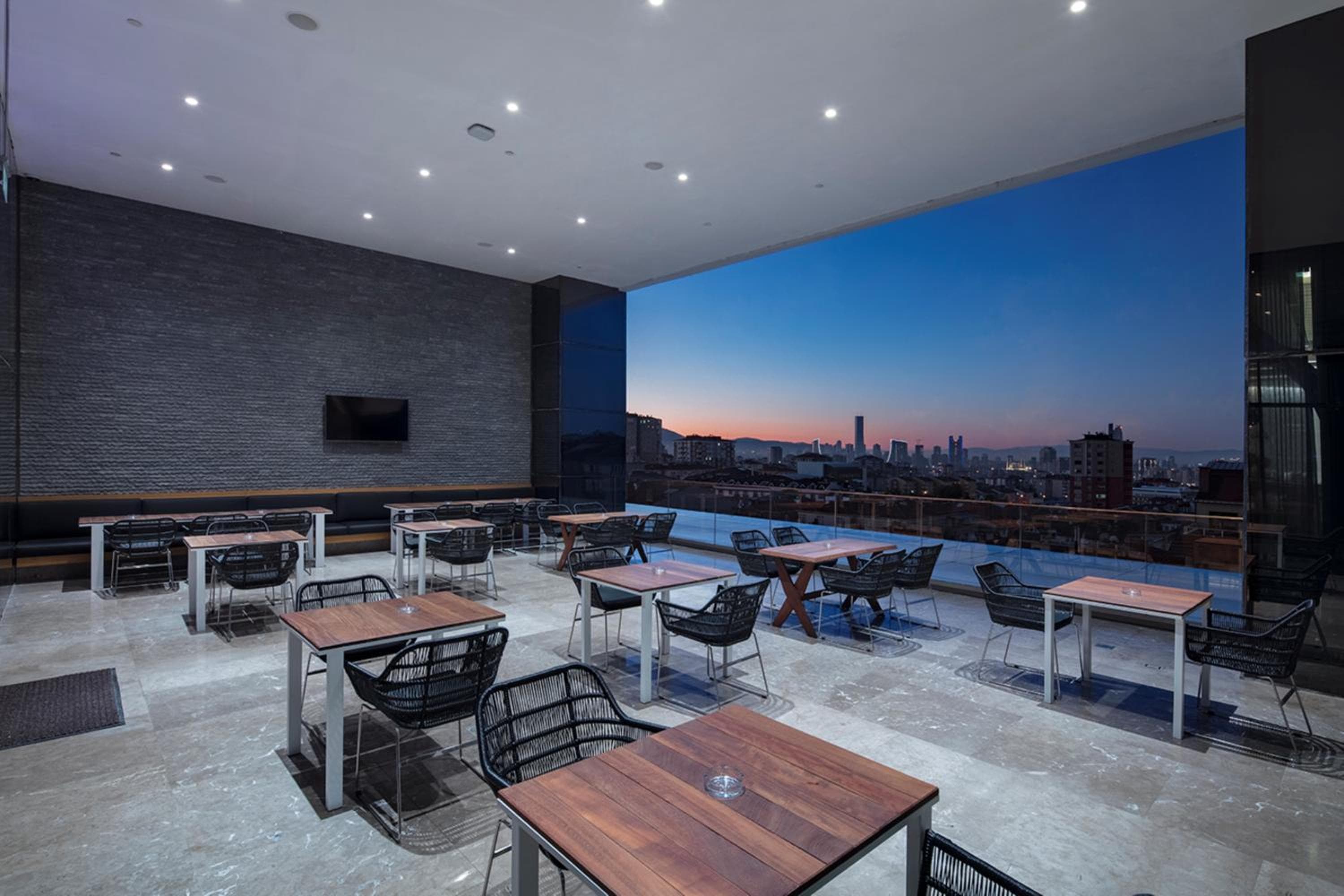 Doubletree by Hilton Estambul Umraniye — 14