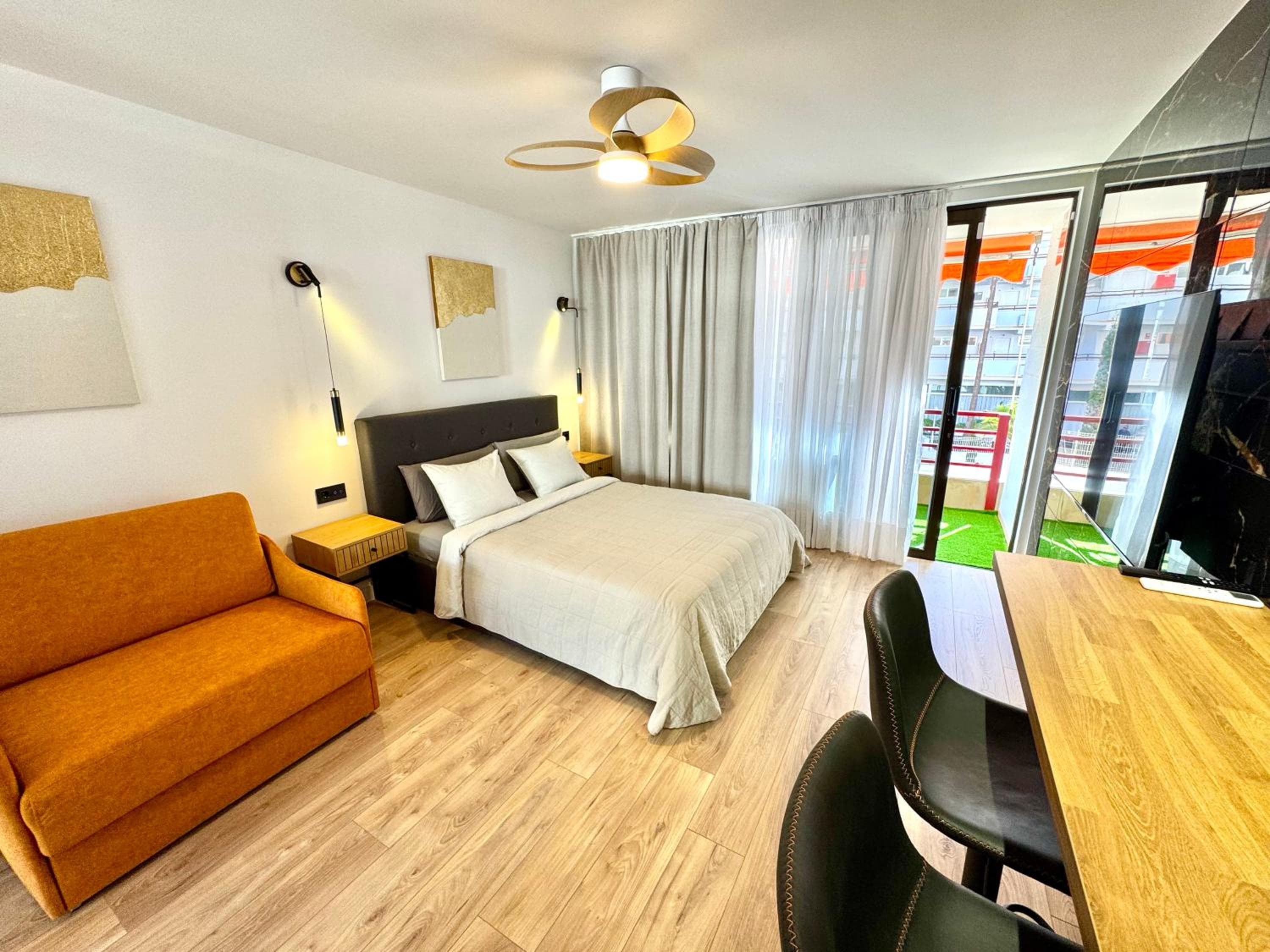 Olympia Studio Las Americas Costa Adeje — 1