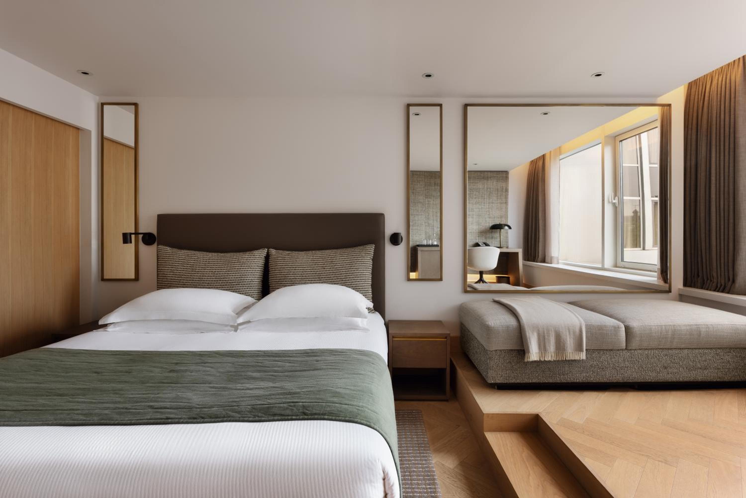 Royal Garden Hotel — 23