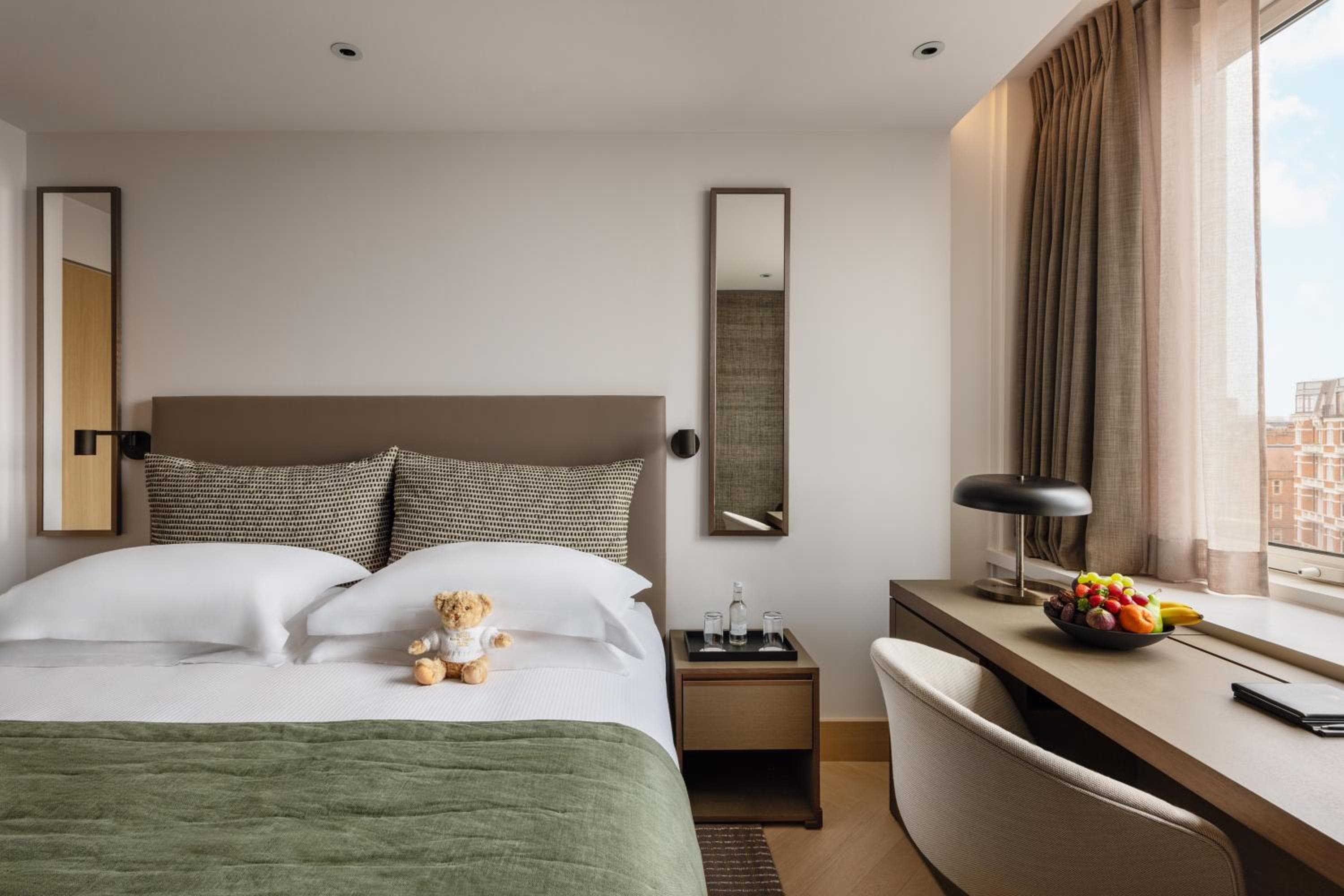 Royal Garden Hotel — 7