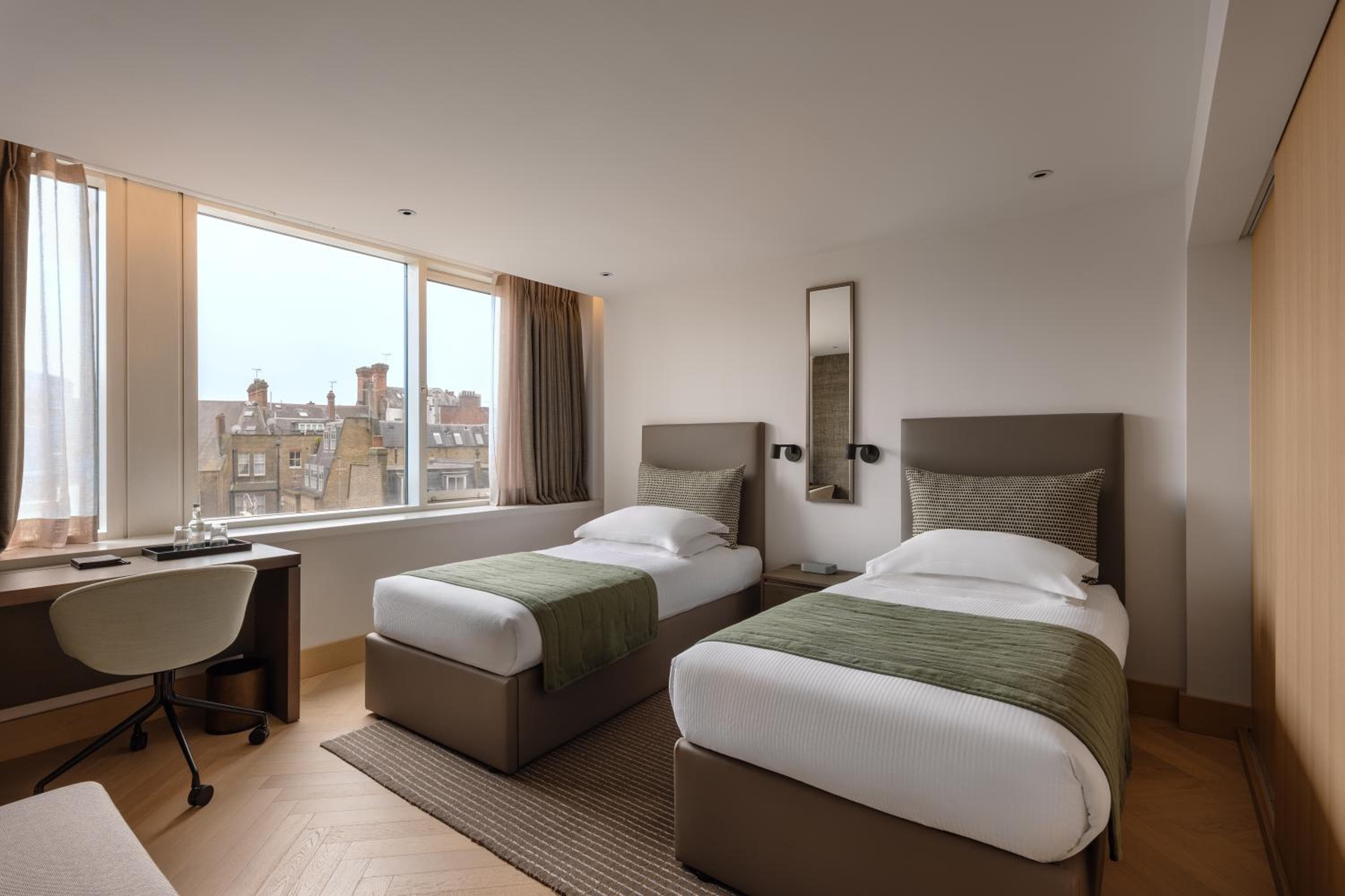 Royal Garden Hotel — 30