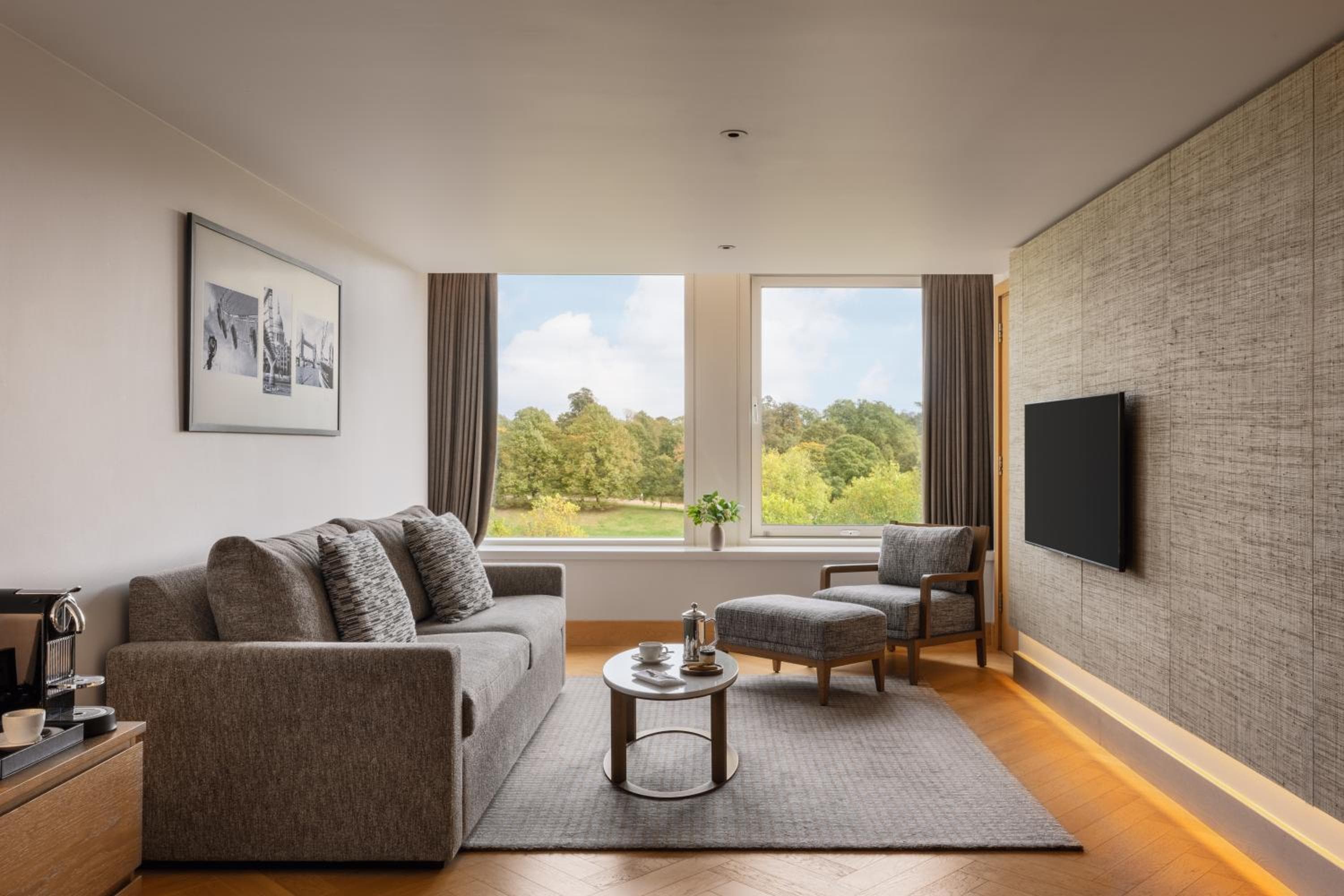 Royal Garden Hotel — 10