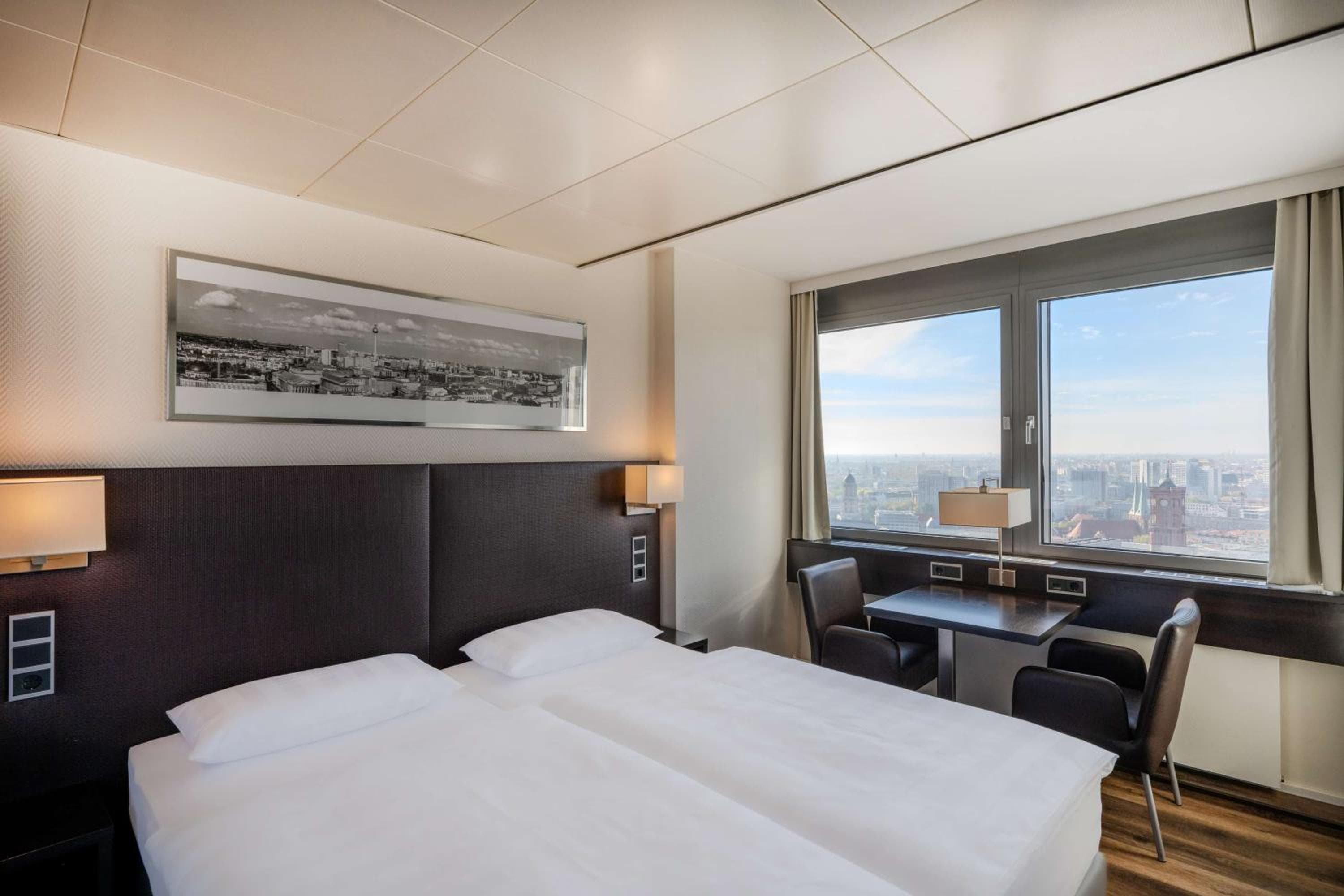 Park Inn by Radisson Berlin Alexanderplatz hotel, Alexanderplatz 7, Berlin, Germany — photo 12