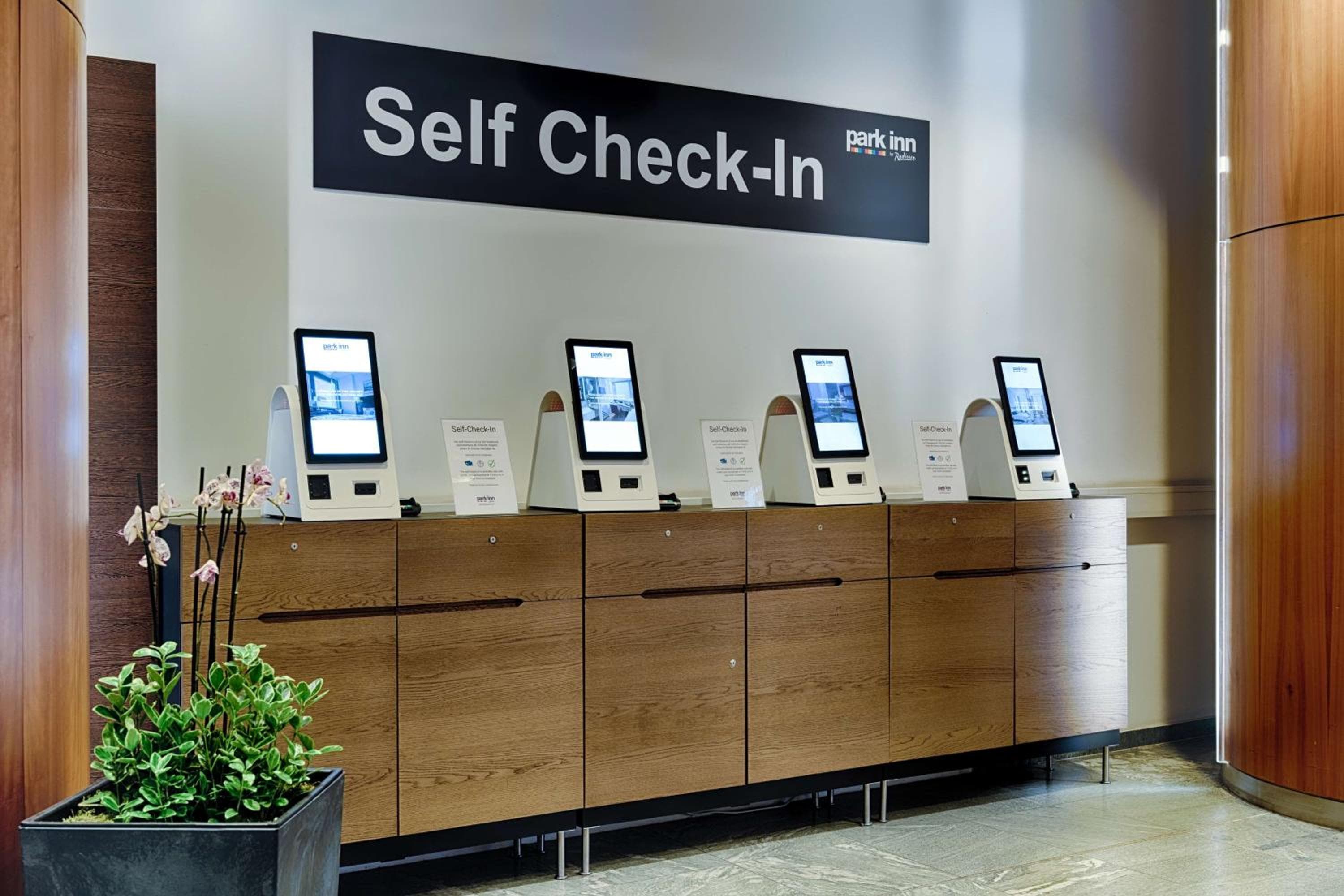 Park Inn by Radisson Berlin Alexanderplatz hotel, Alexanderplatz 7, Berlin, Germany — photo 69