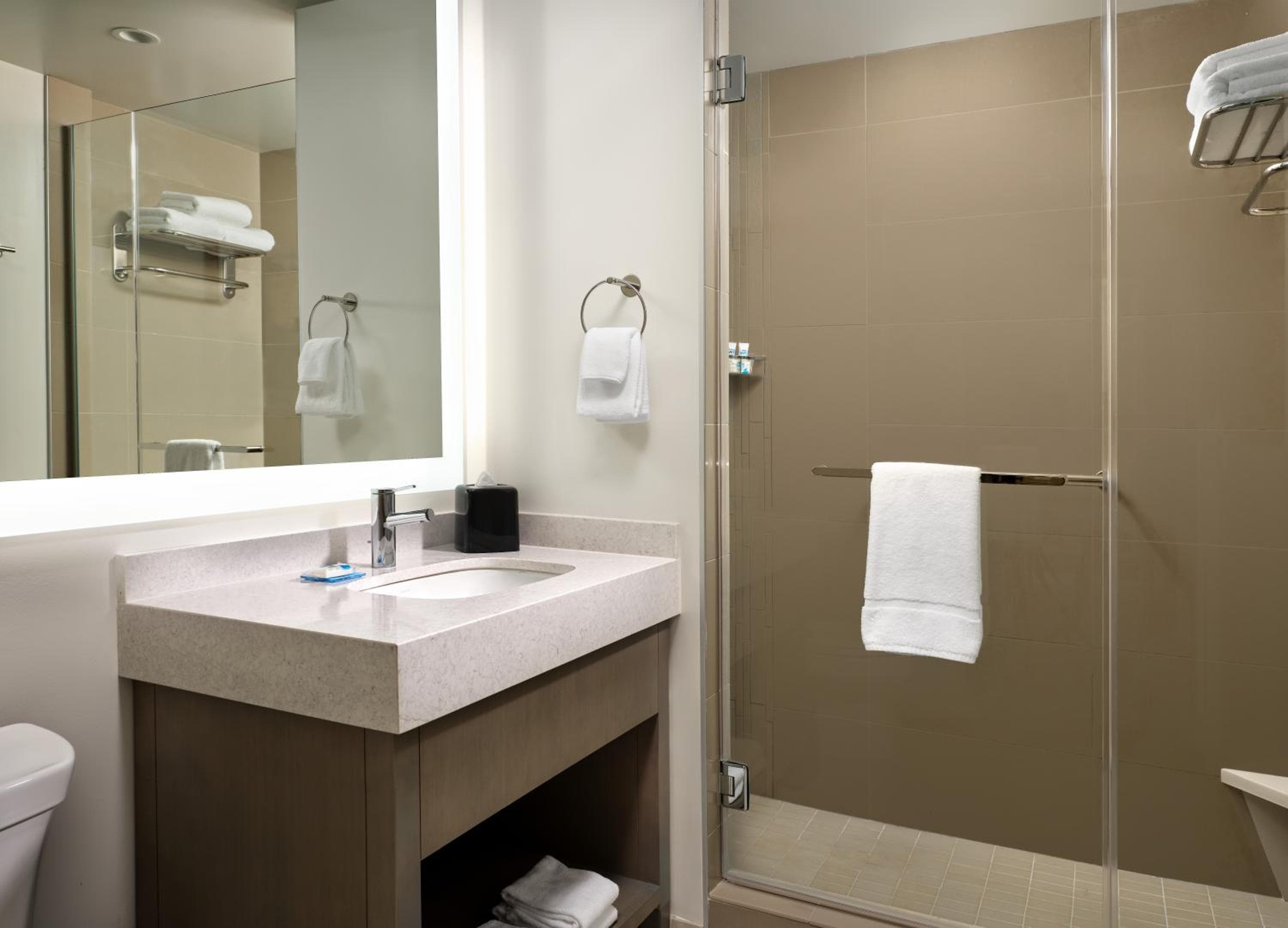 Hyatt House LA - University Medical Center — 14