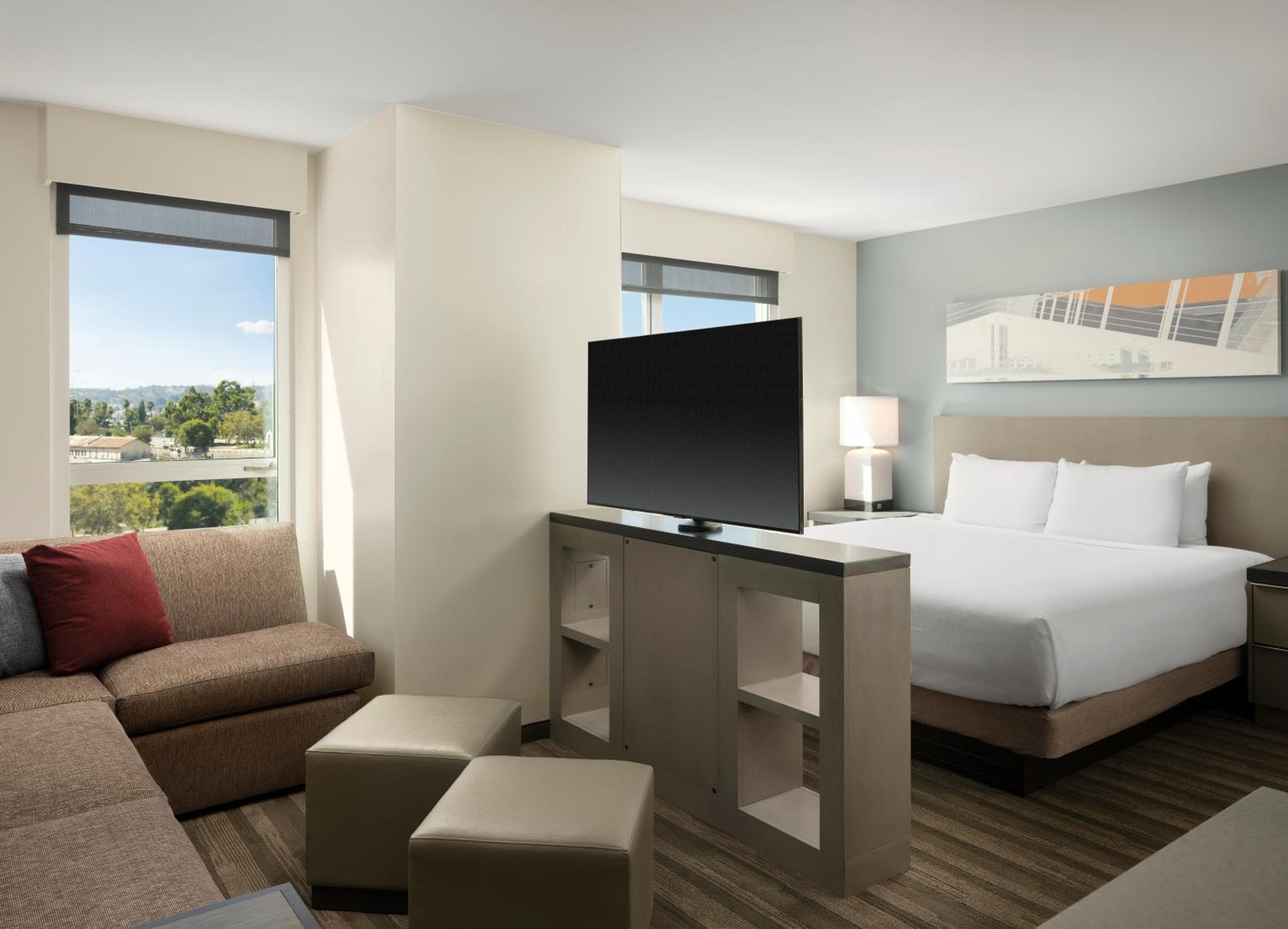 Hyatt House LA - University Medical Center — 16