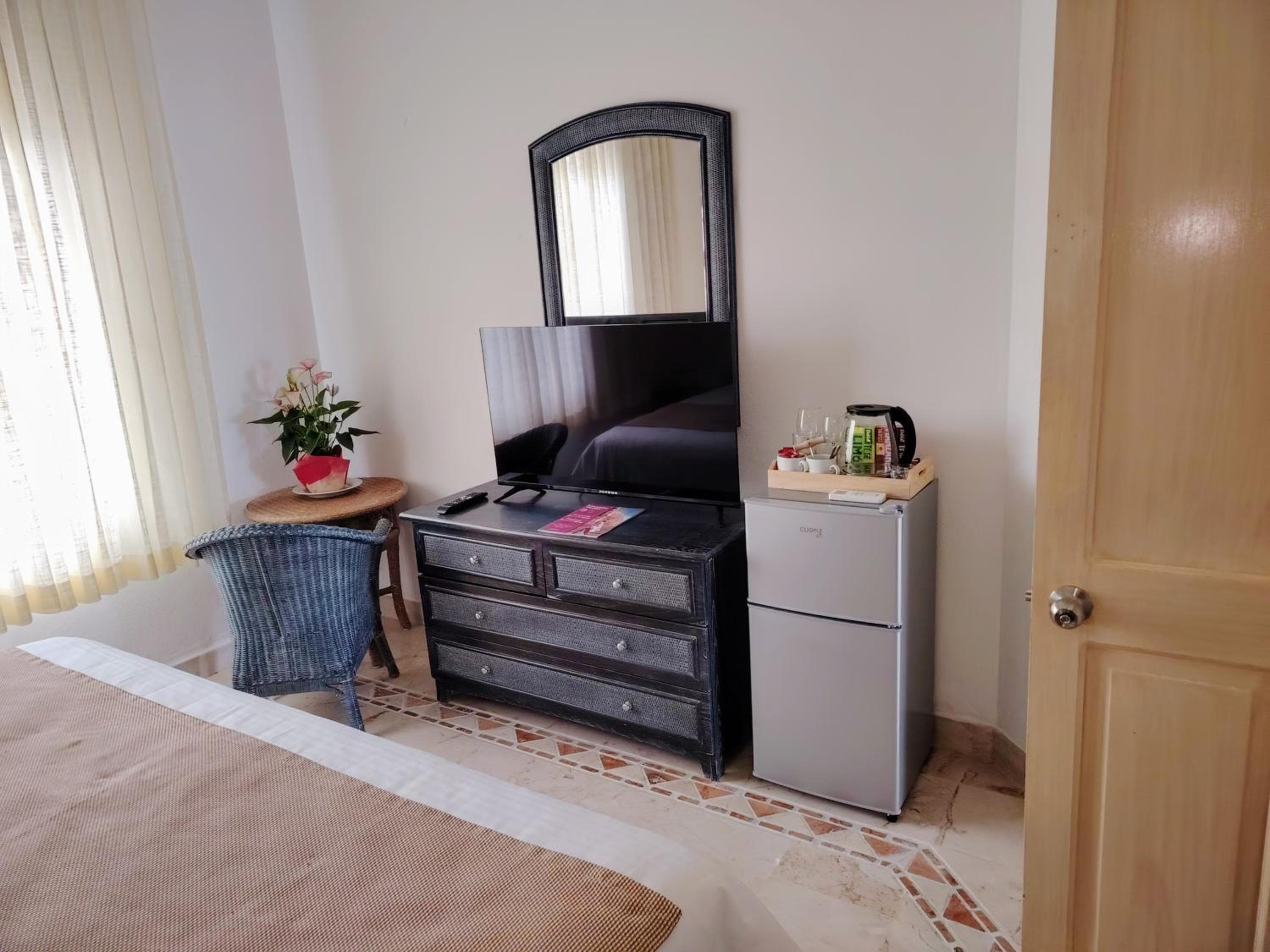 SUNSET FISHERMEN BEACH & SPA RESORT-Optional All Inclusive- 3 UNITS CHOICE-ROOM - 344A Ocean view with terrace- ROOM 344B No terrace, View from window to p — 17