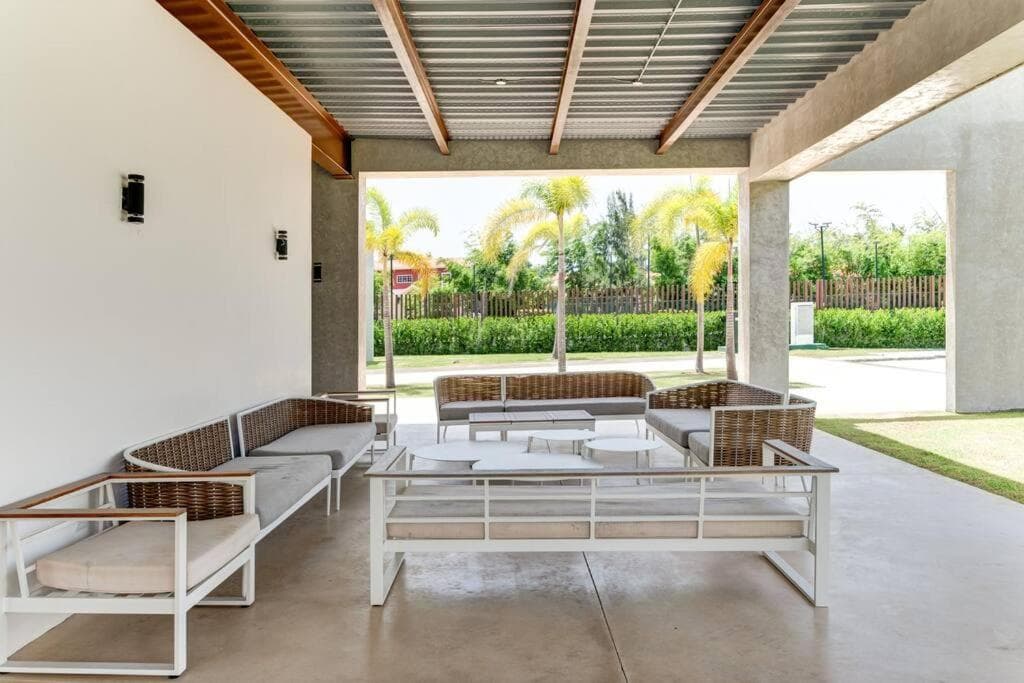 Moderno, Luminoso, Piscina, Playa cerca — 25