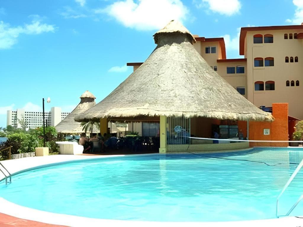 Selina Cancun Laguna Zona Hotelera — 12