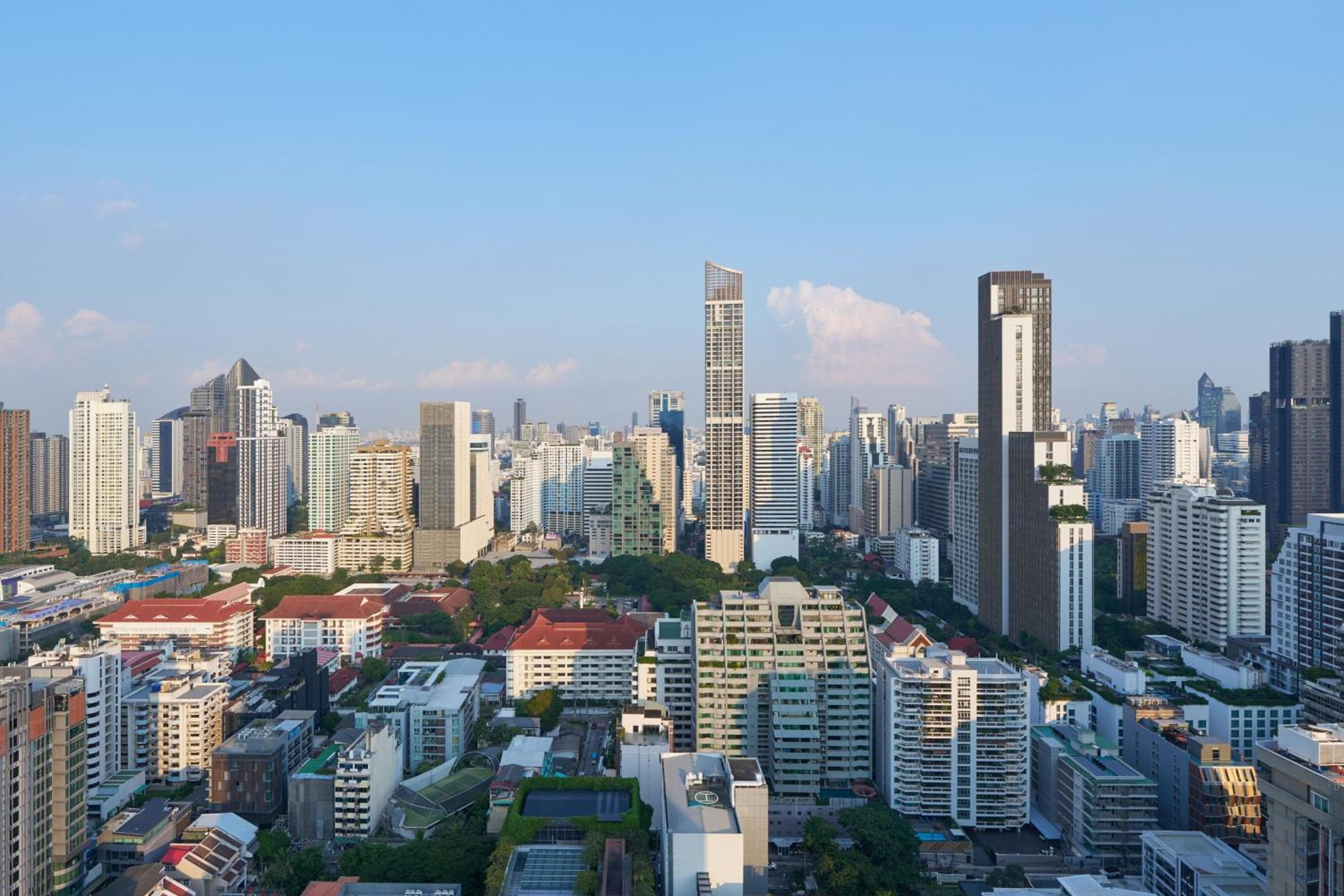 Aloft by Marriott Bangkok Sukhumvit 11 — 30