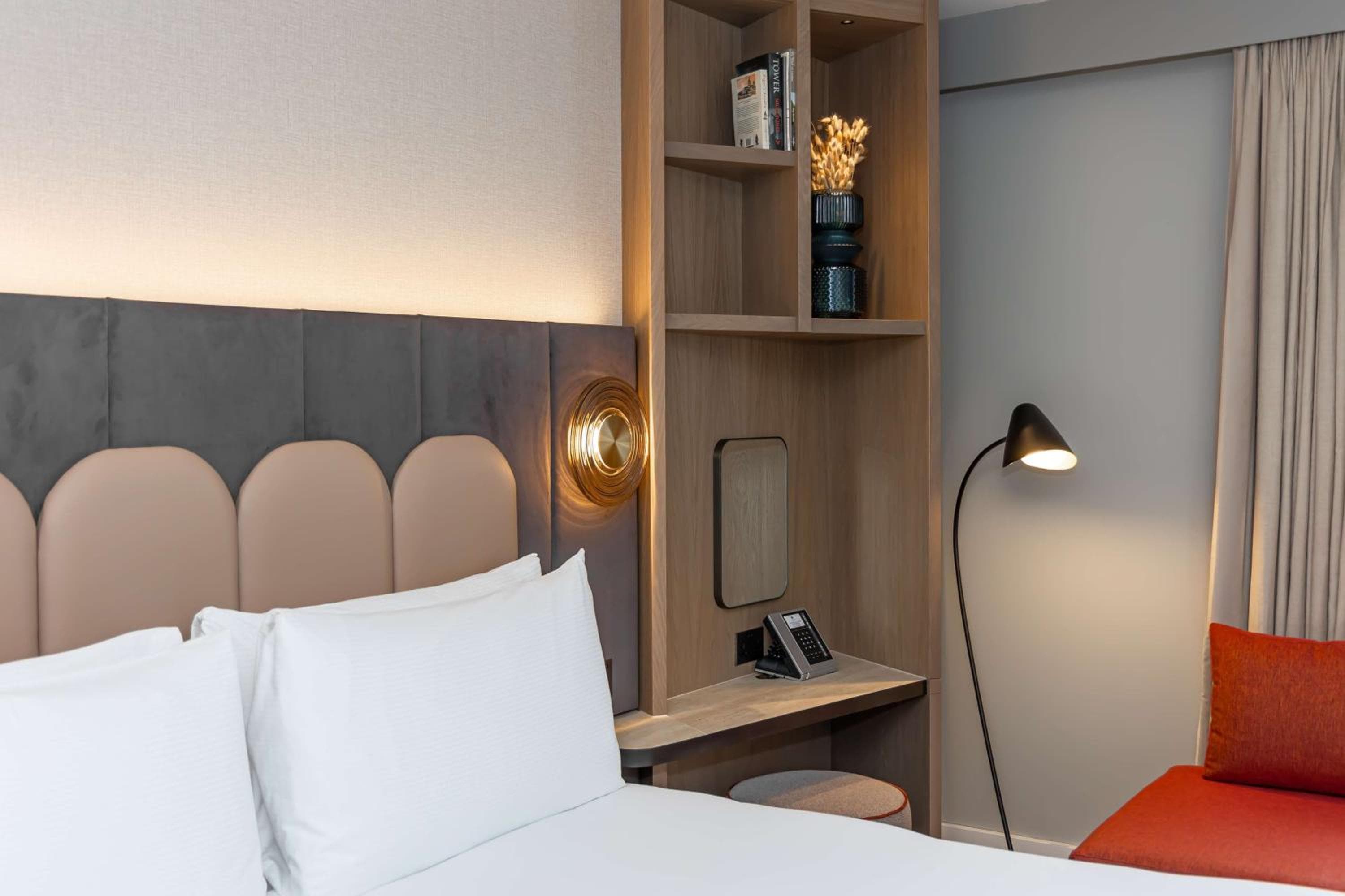 DoubleTree by Hilton Hotel London - Tower of London — 21