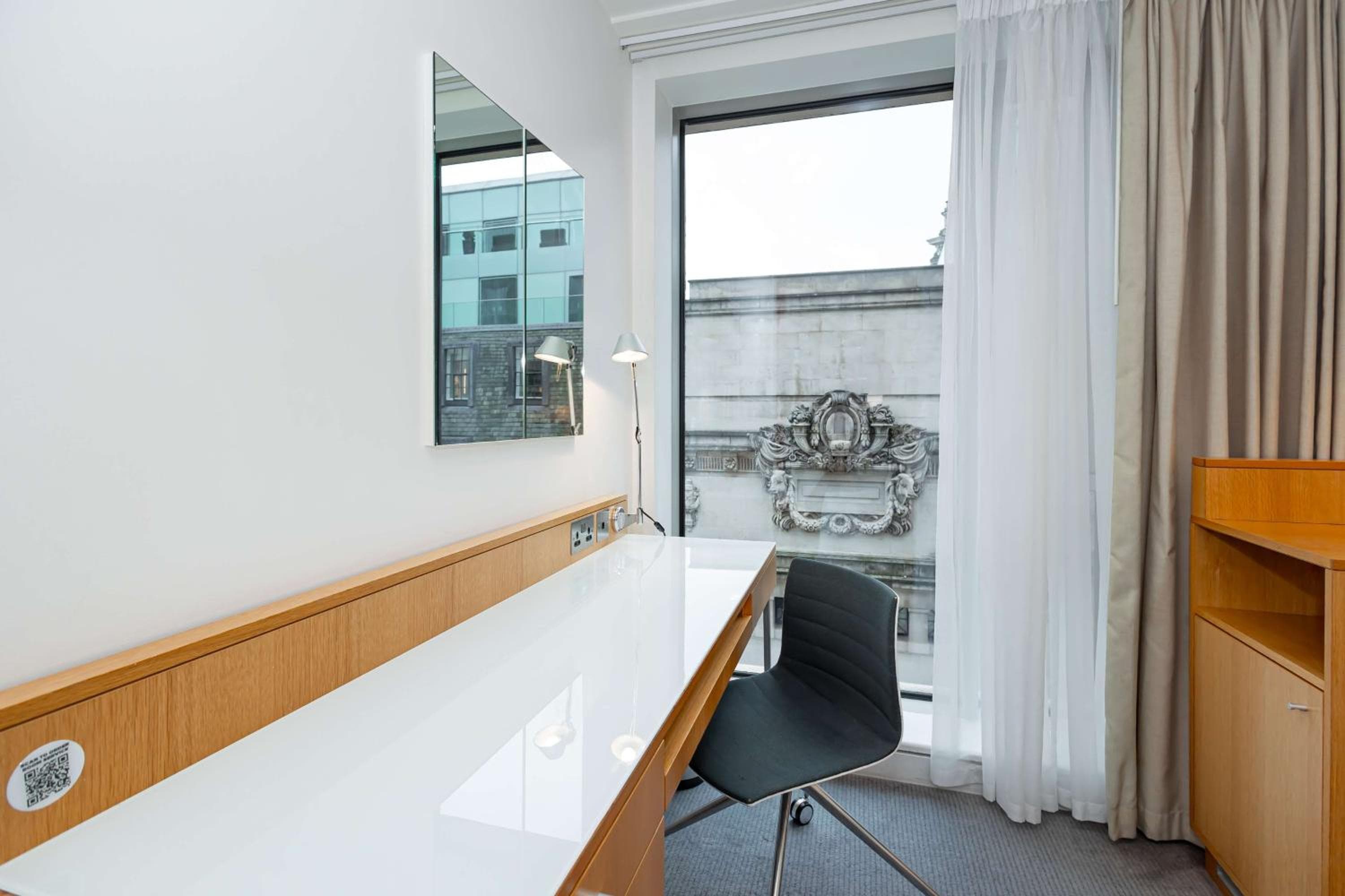 DoubleTree by Hilton Hotel London - Tower of London — 29