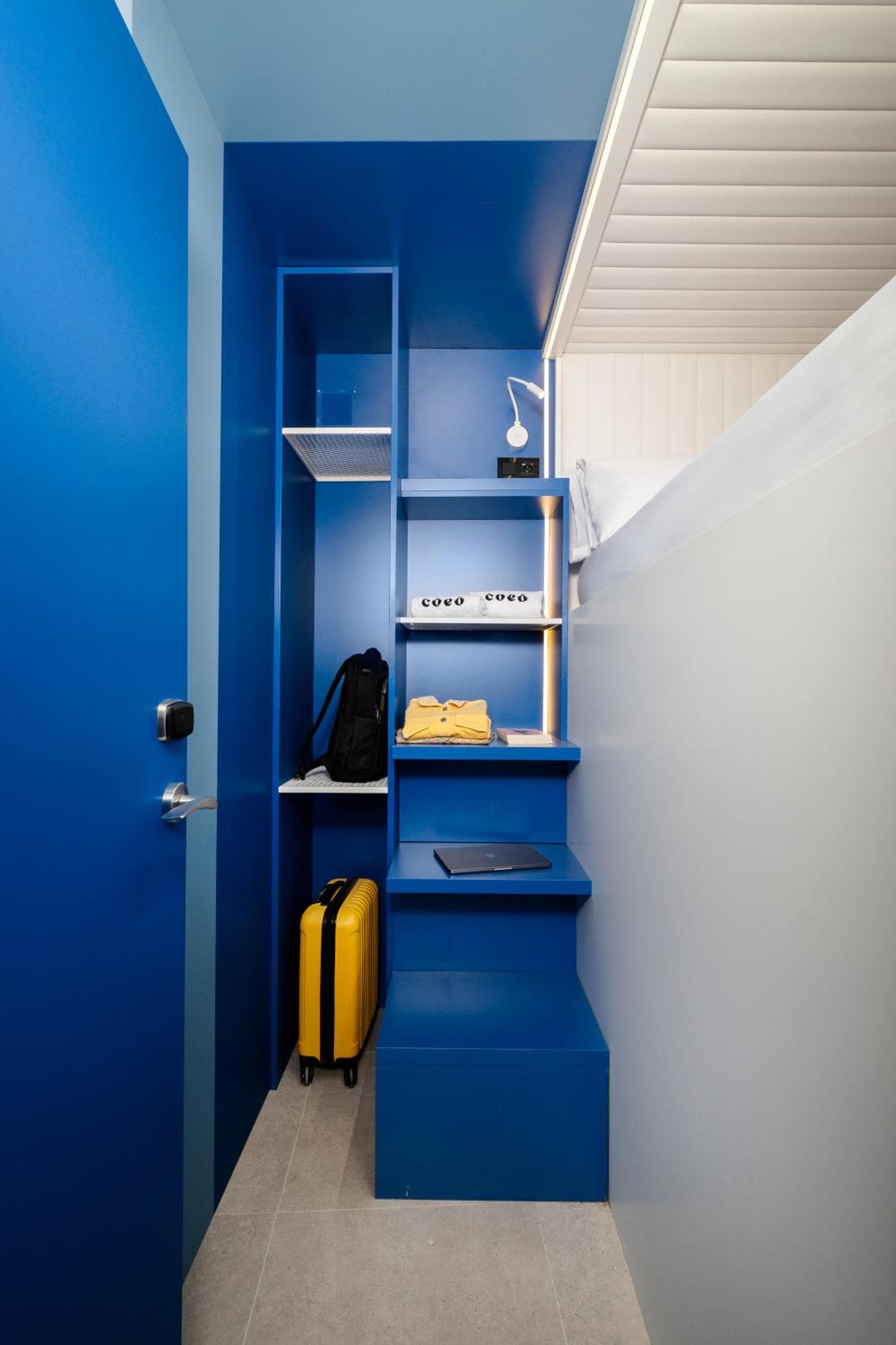 Coeo Hostel Hernan Ruiz — 19