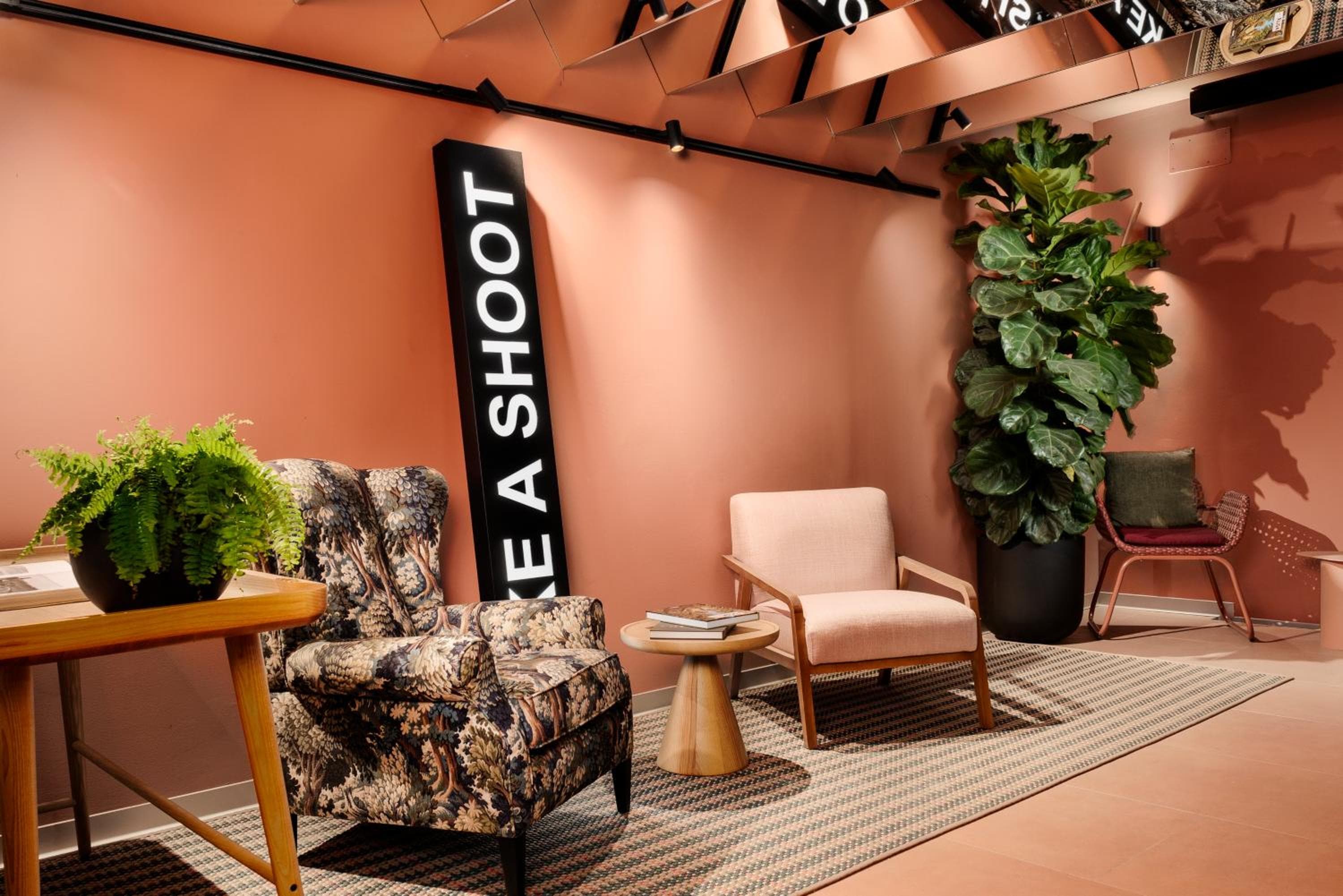 Coeo Hostel Hernan Ruiz — 27
