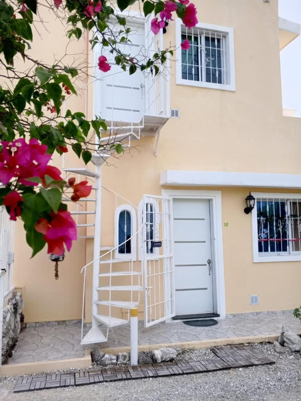 AVE FENIX Apartments — 26