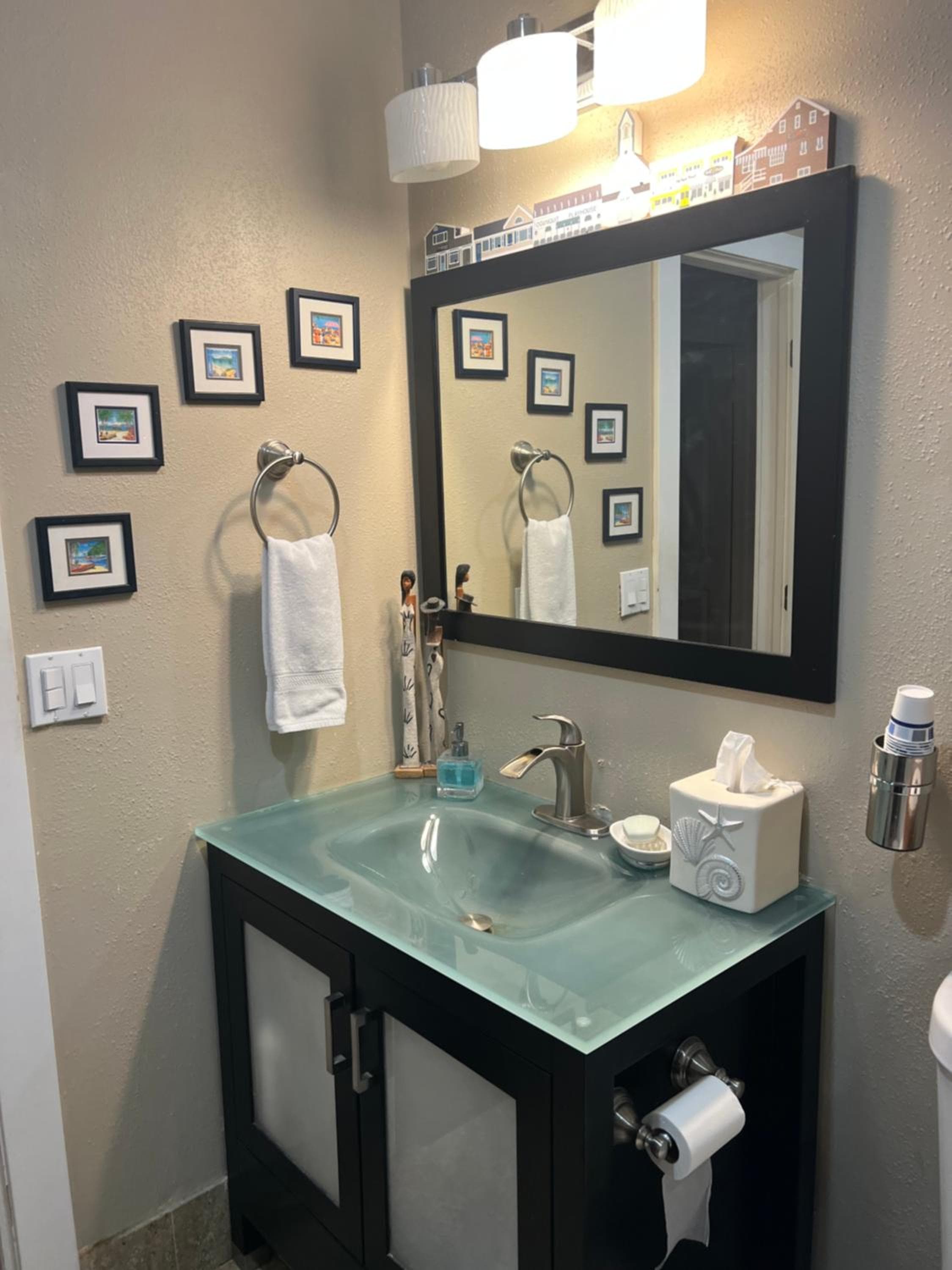 Wilton Manors A Men Only Guesthouse — 8