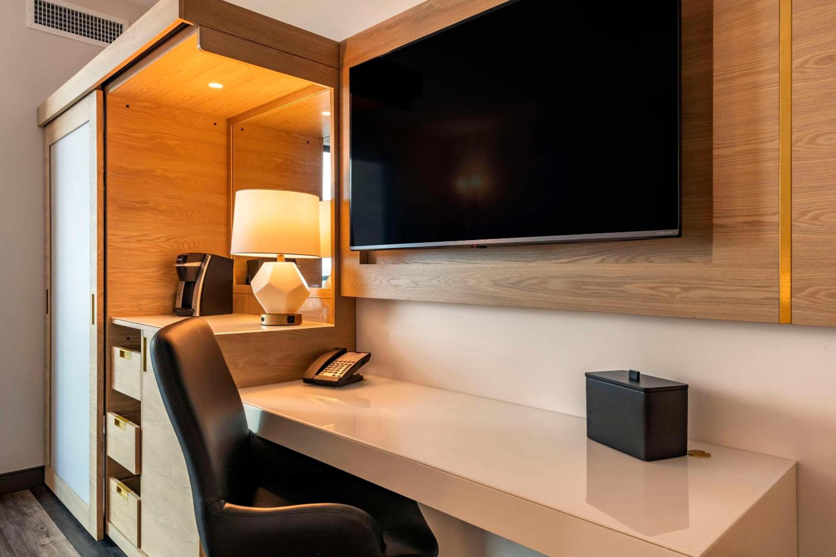 Cambria Hotel Fort Lauderdale Beach — 14