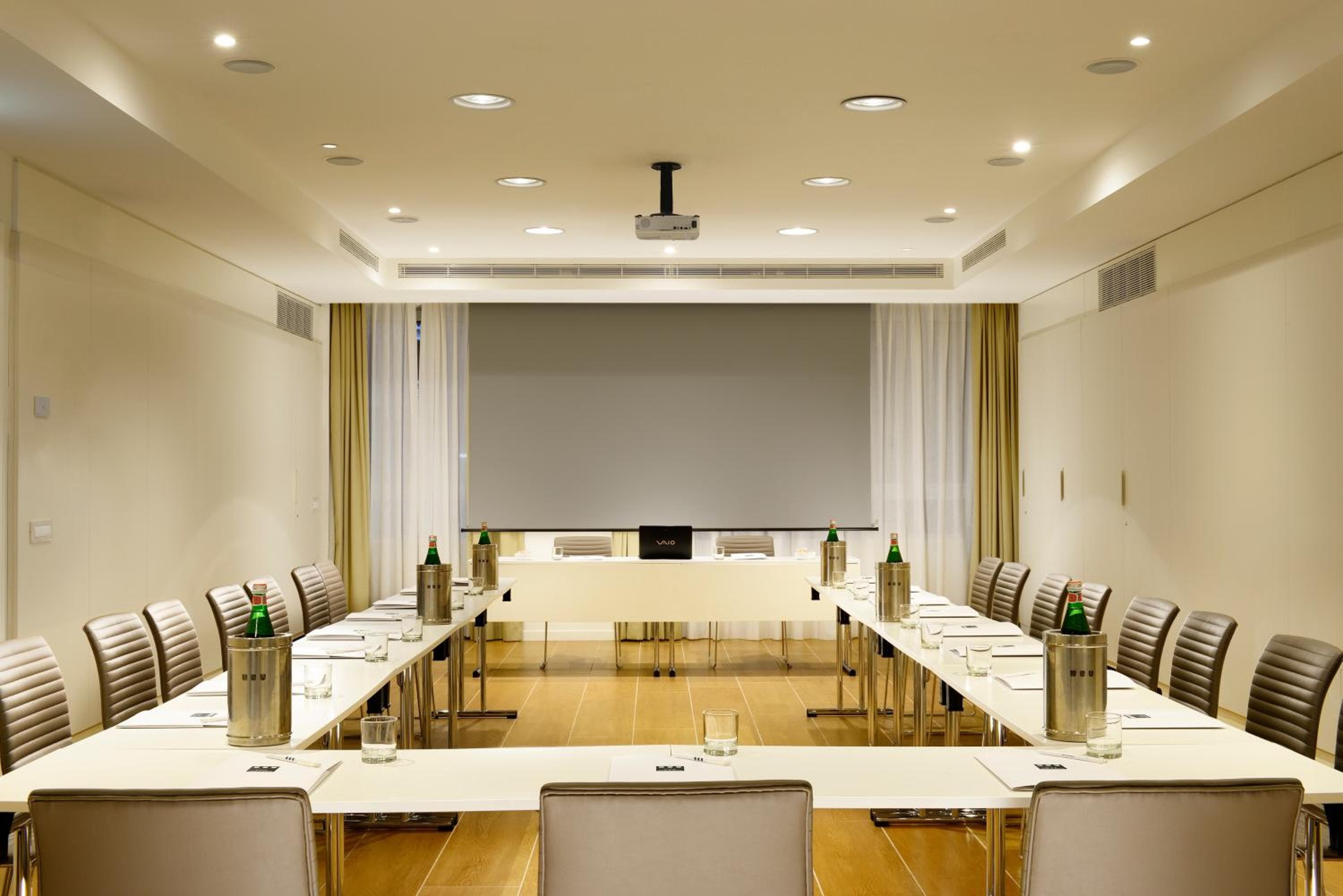 UNAHOTELS Secolo Milano — 22