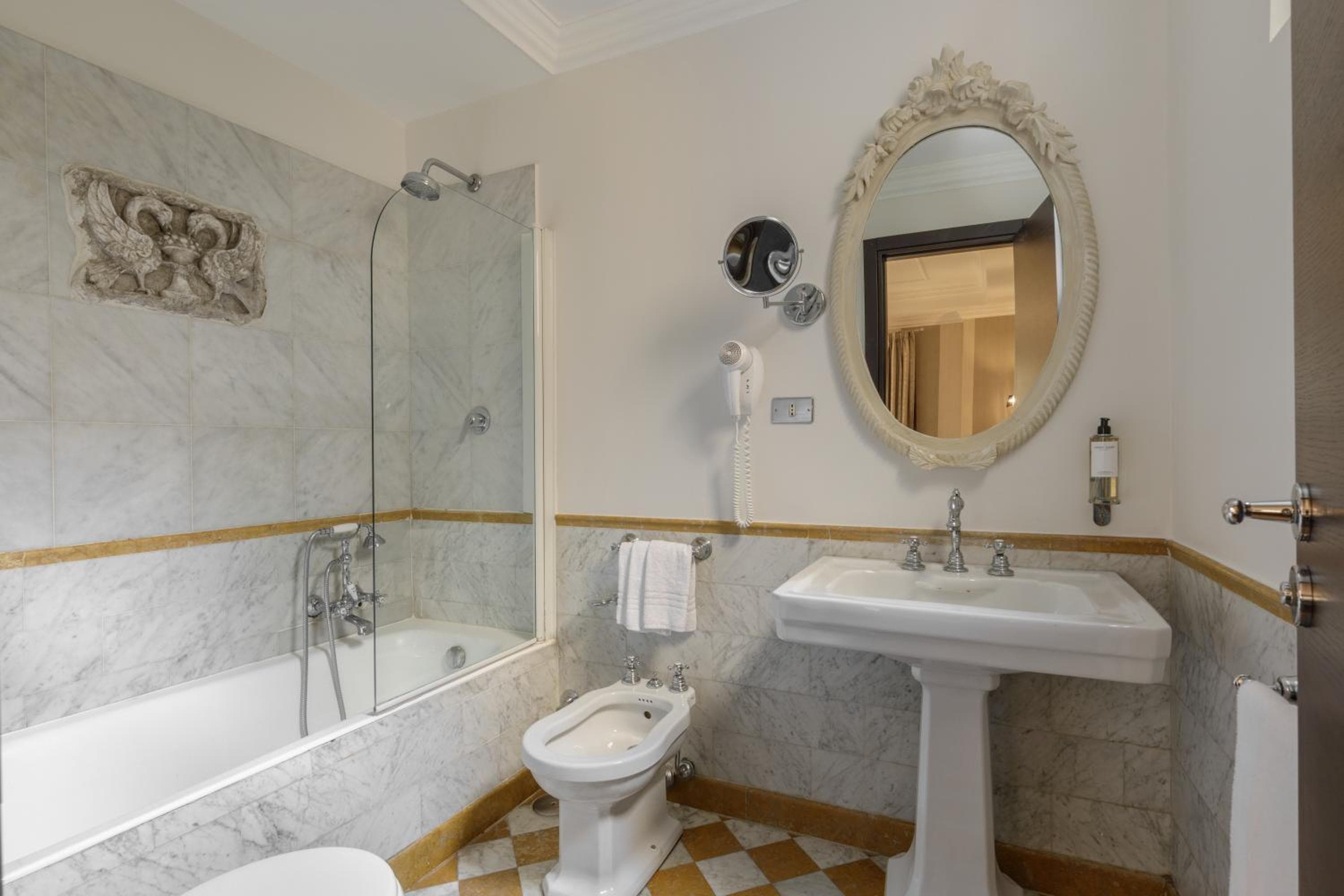 Hotel Corte Real — 30