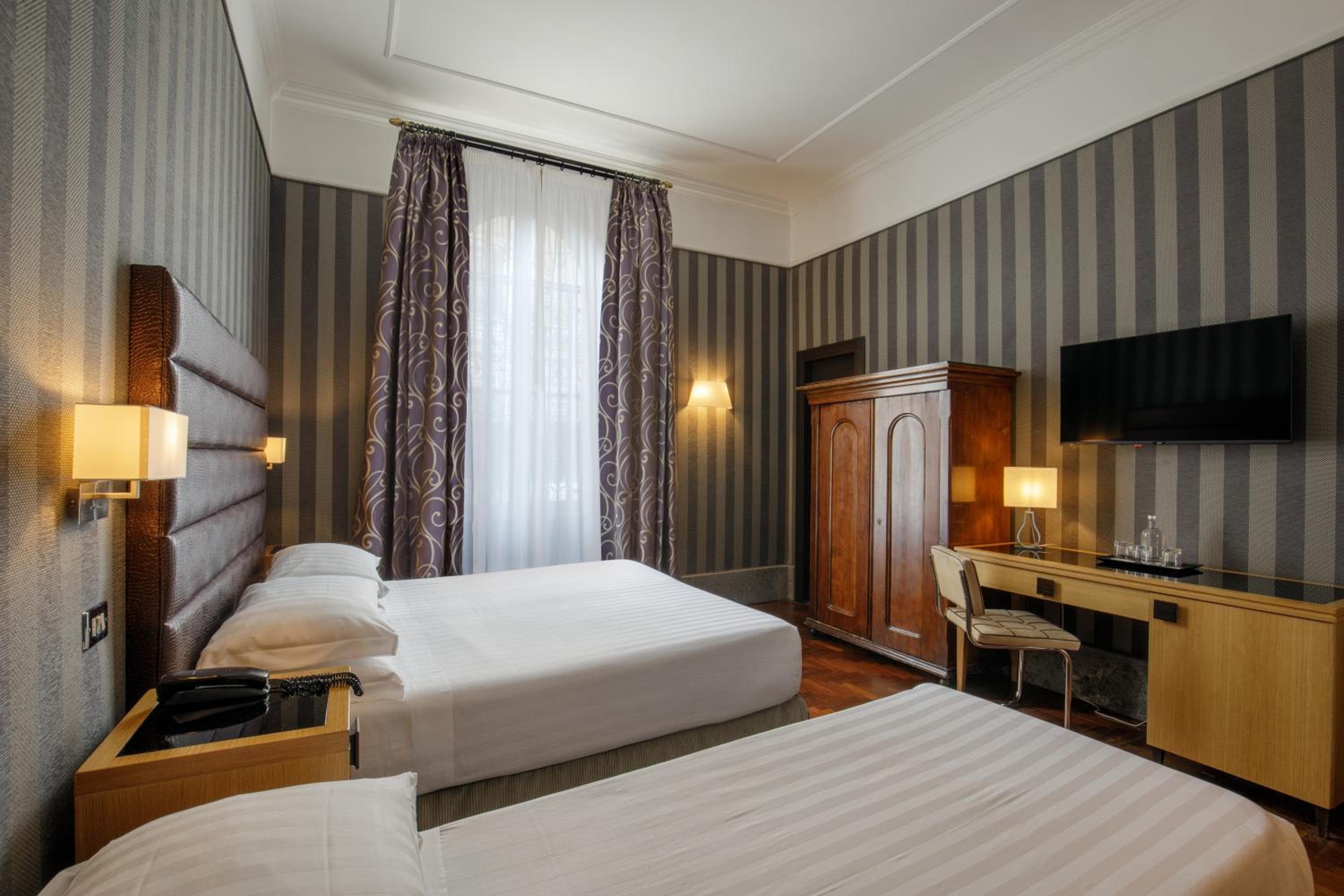 Hotel Royal Court — 7