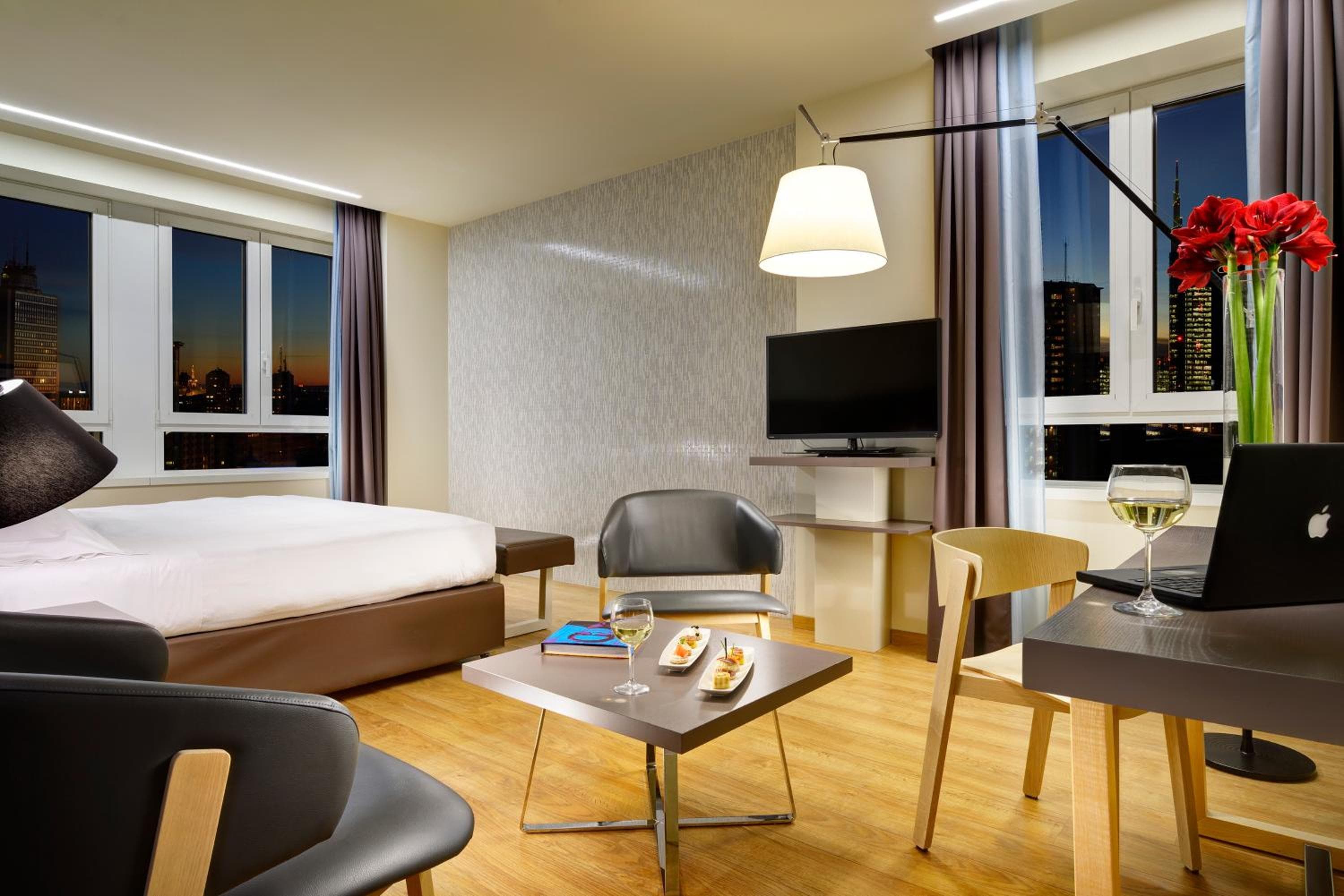 UNAHOTELS Secolo Milano — 14