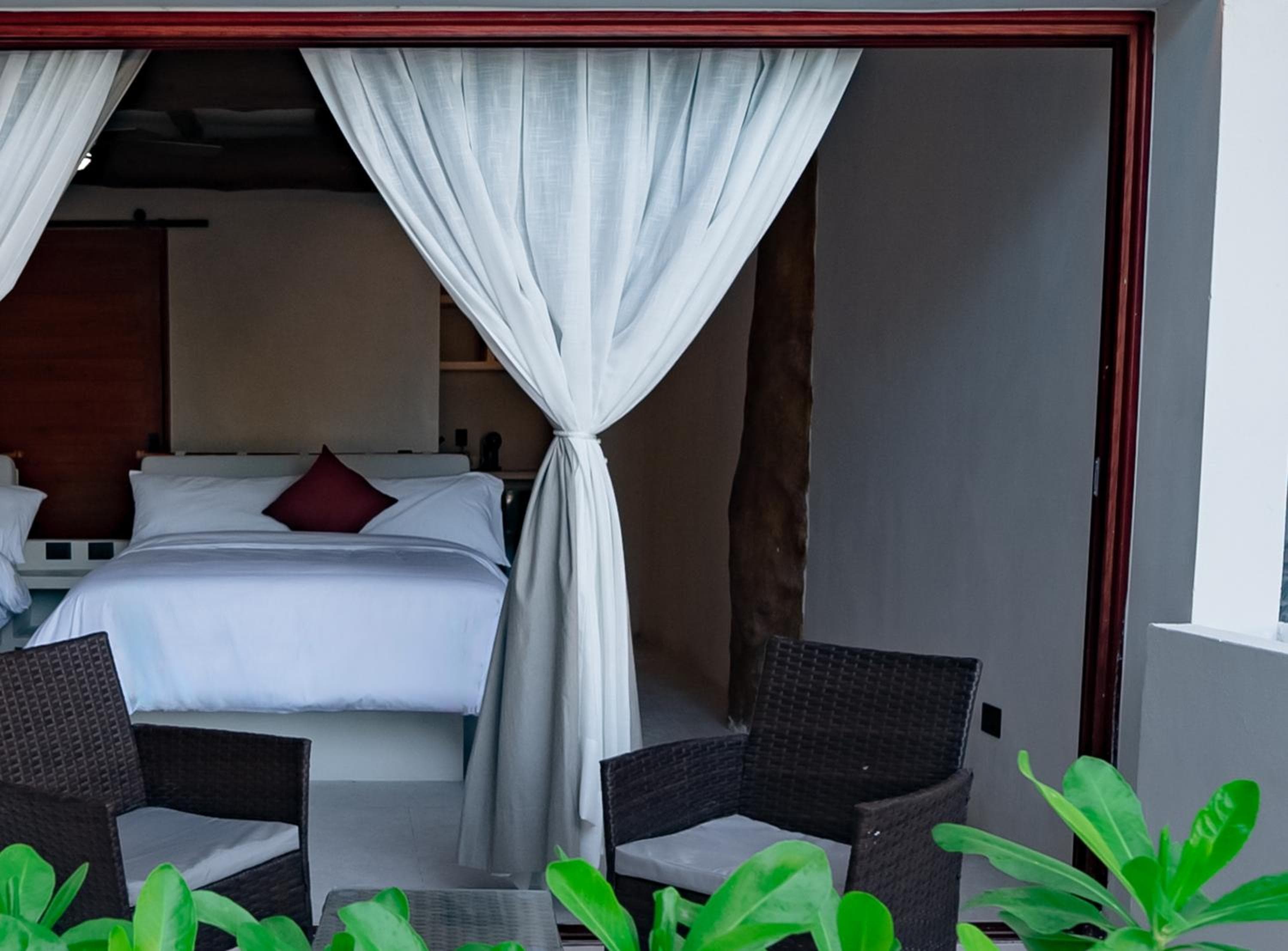 Beachfront Hotel Boutique DK — 23